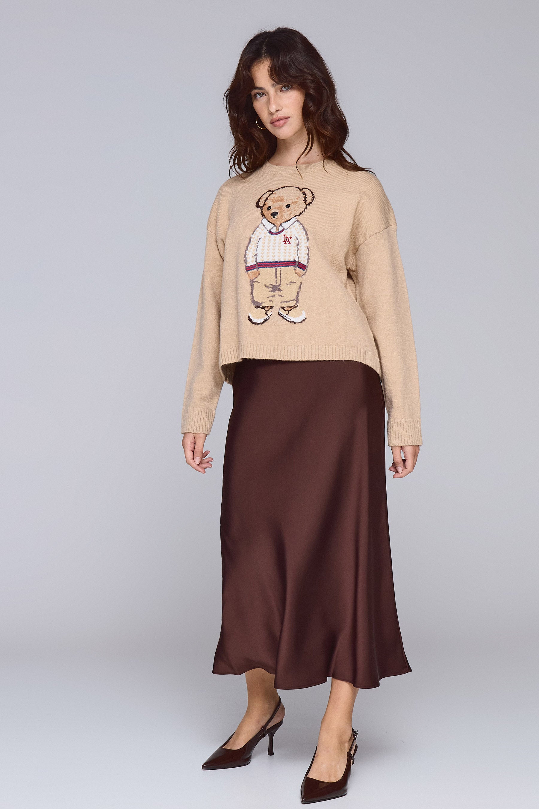 חצאית סאטן מידי בראון