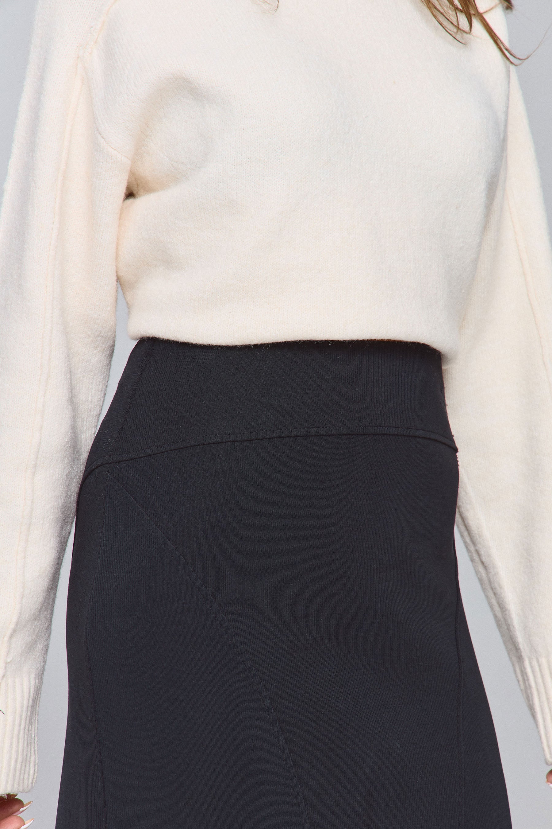 חצאית מקסי חתכים