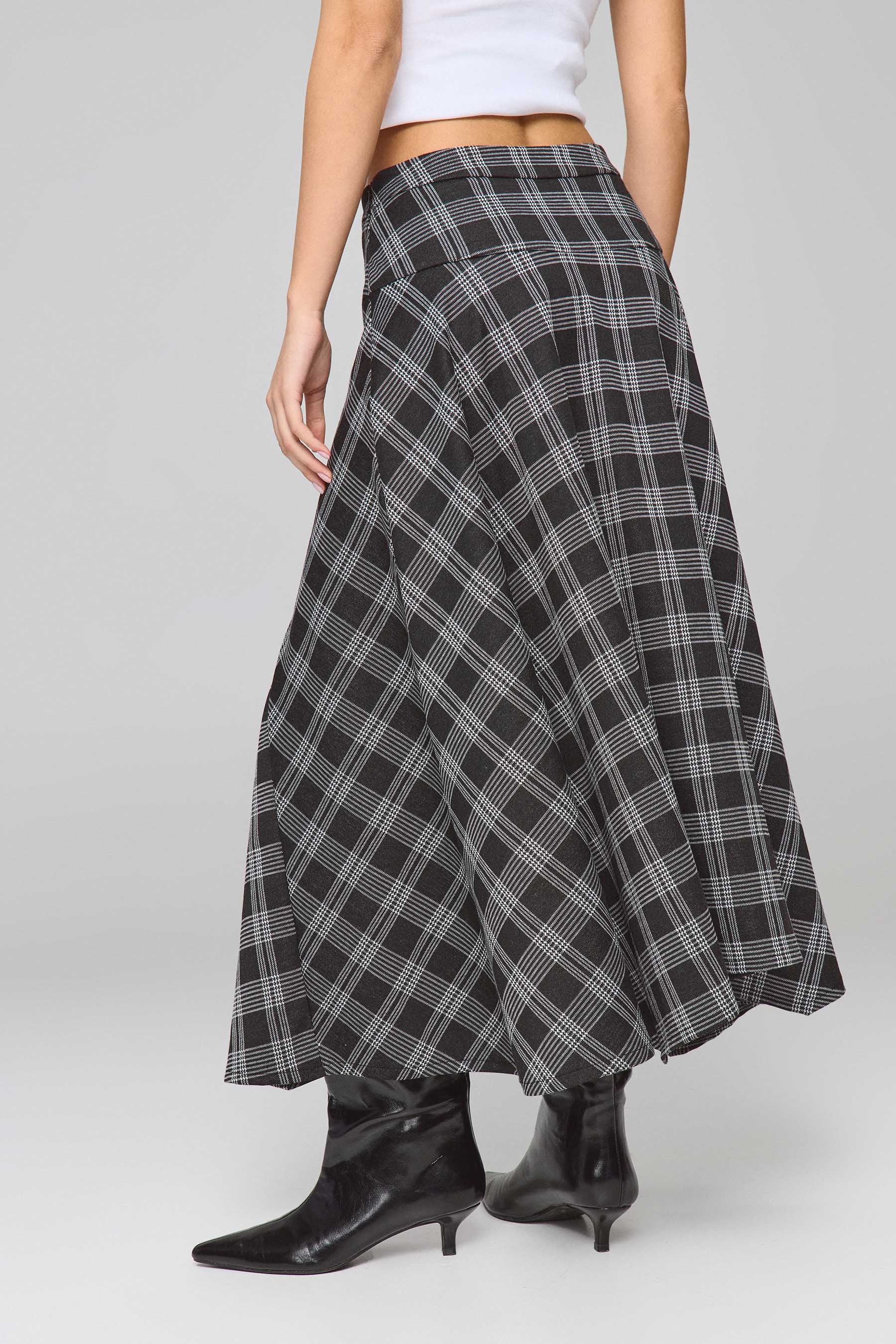 חצאית סט ג'רזי משבצת