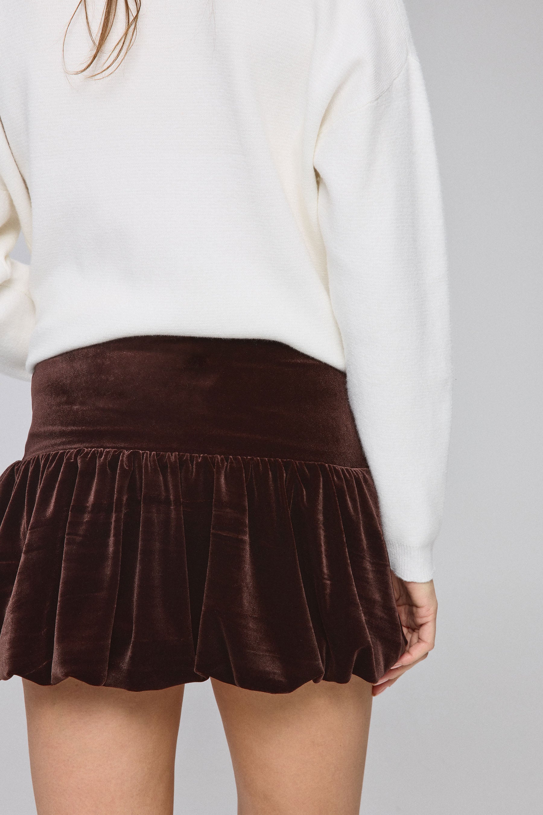 חצאית בלון קטיפה בראון