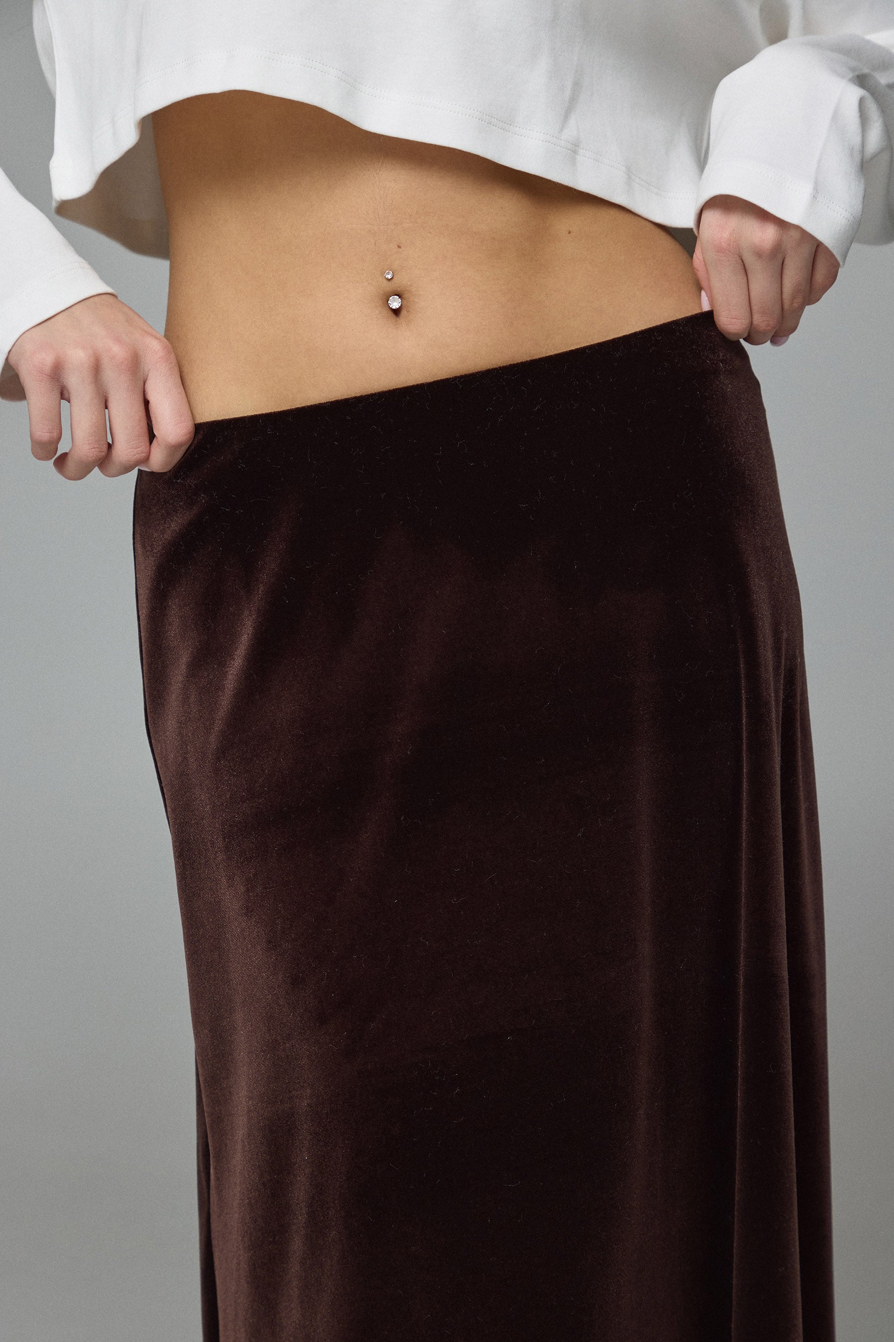 חצאית מקסי קטיפה בראון