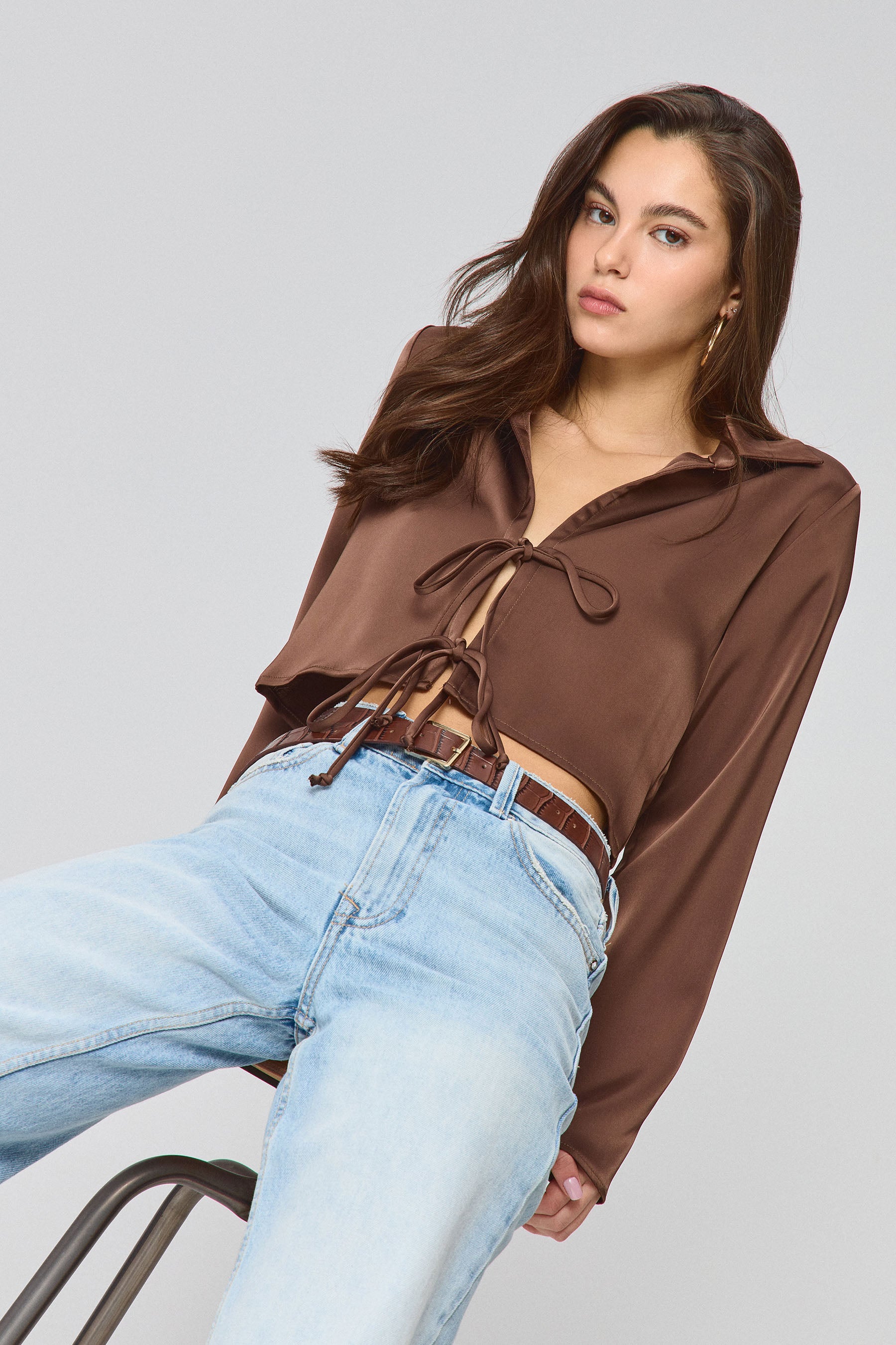 חולצת קרופ גלוסי קשירה קולור