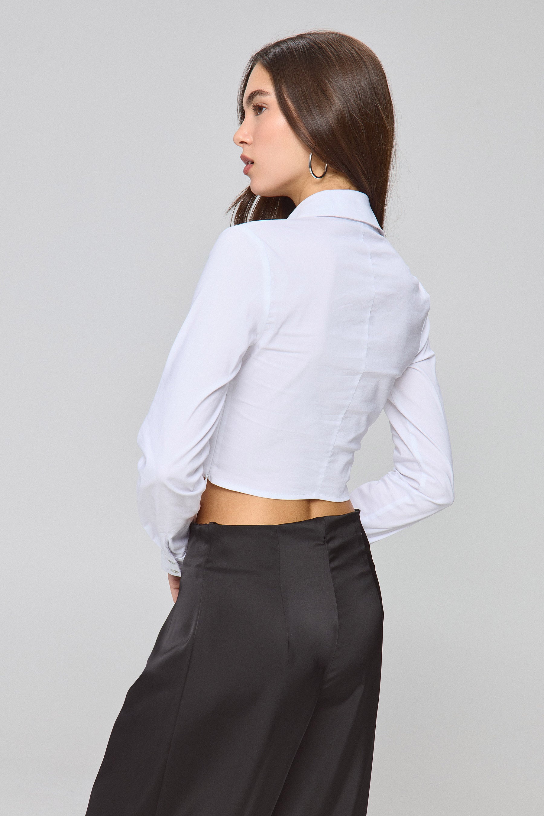 חולצת נעמי קרופ קפלים