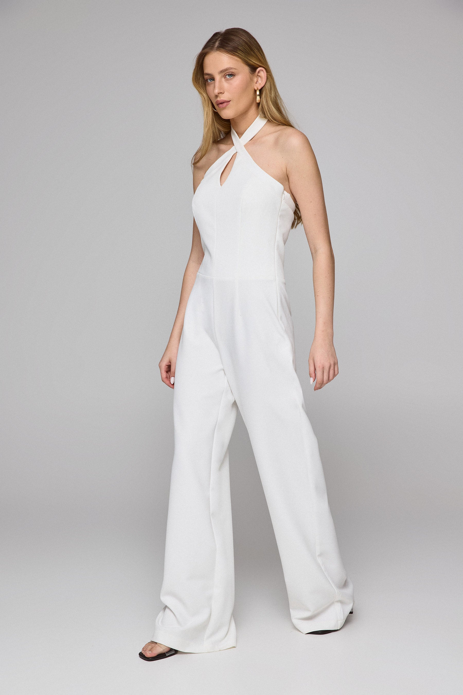 אוברול וייט קולר