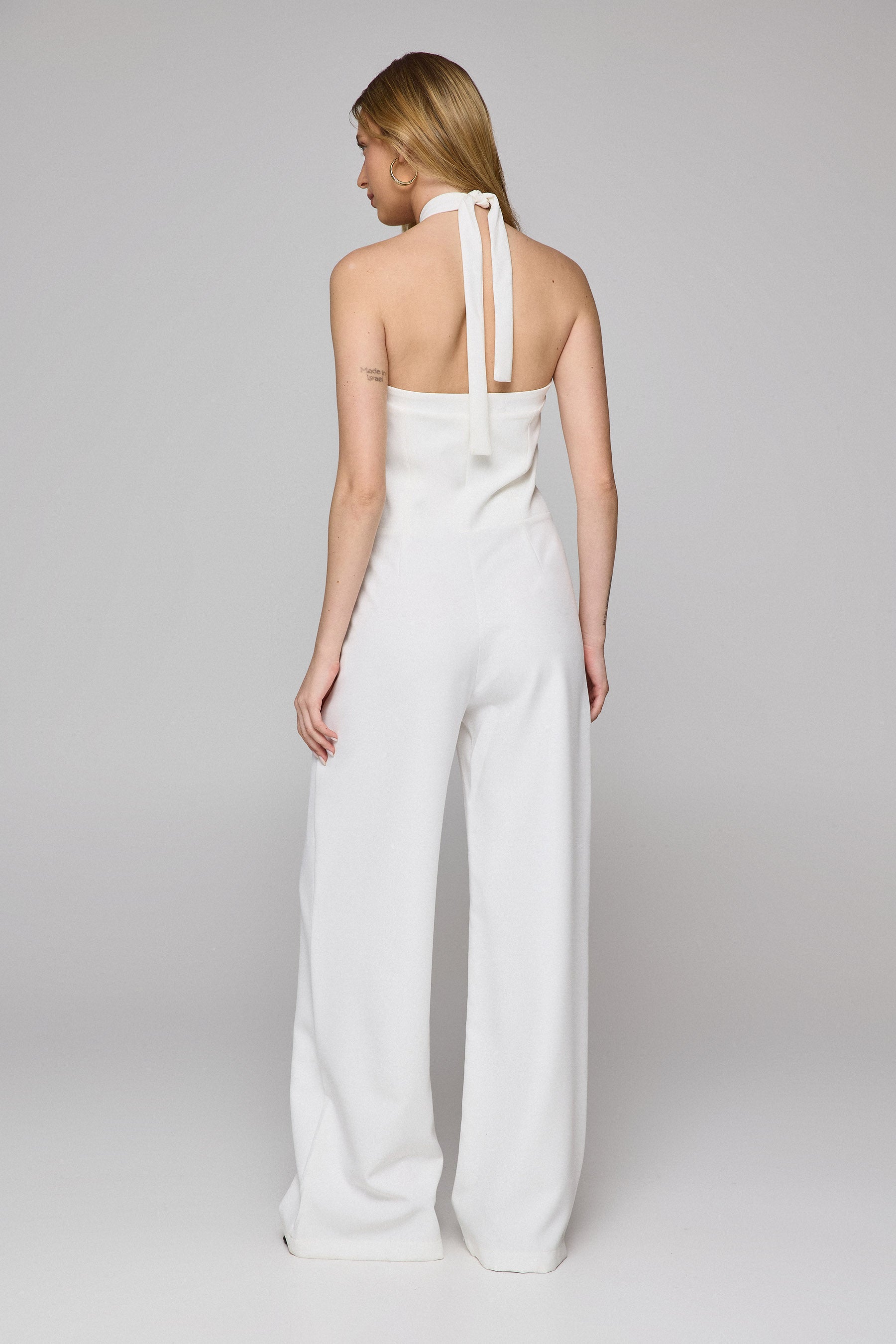 אוברול וייט קולר