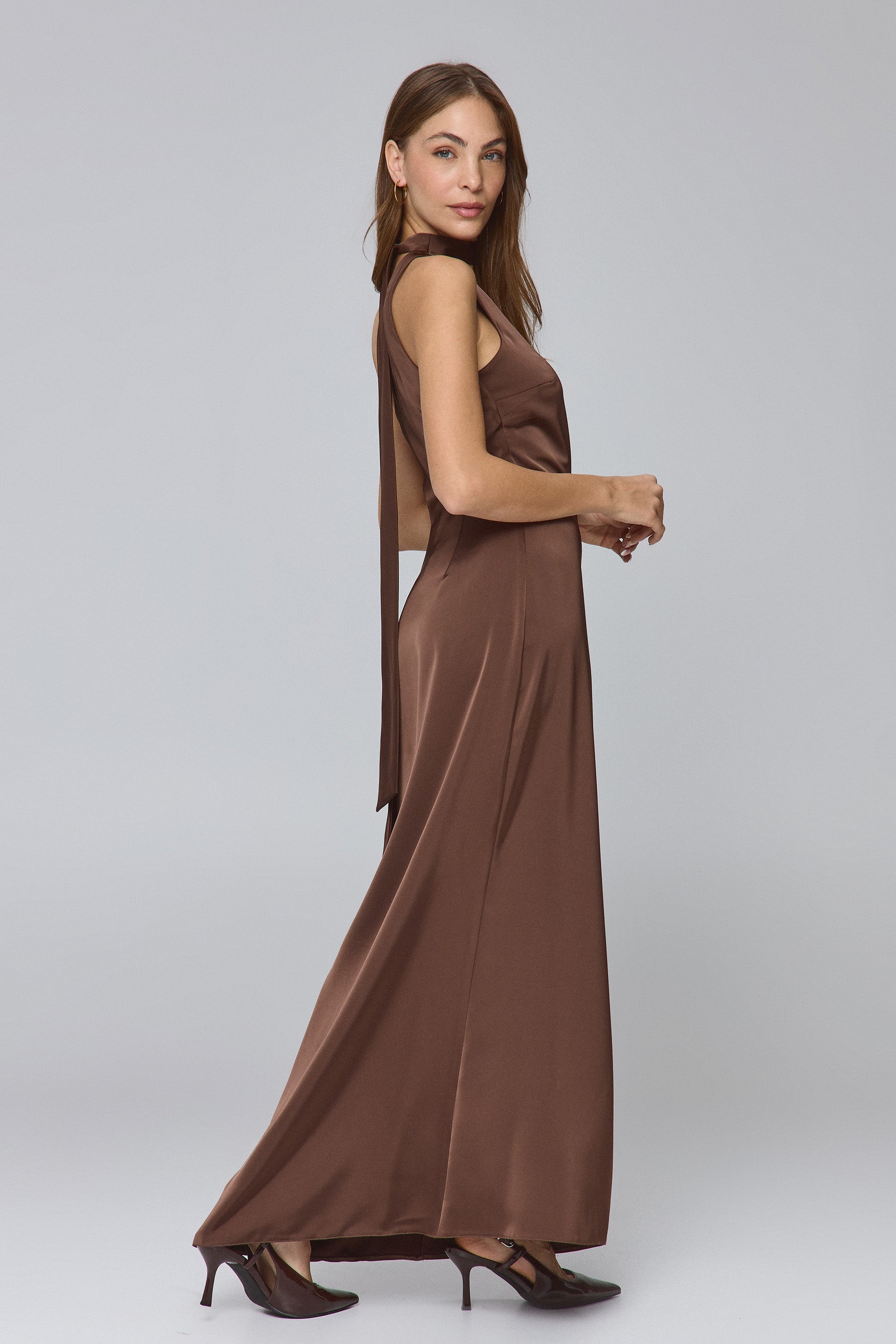 שמלת מקסי גלוסי כתף אחת