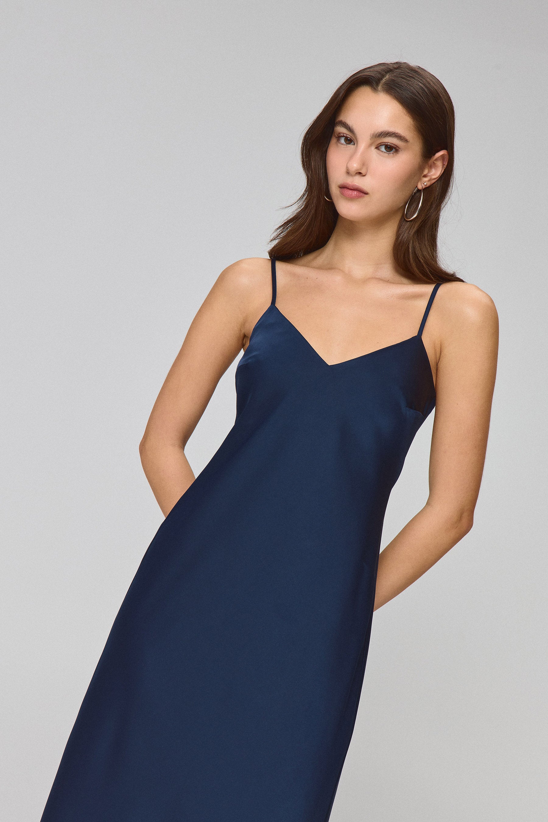 שמלת גלוסי מקסי נייבי