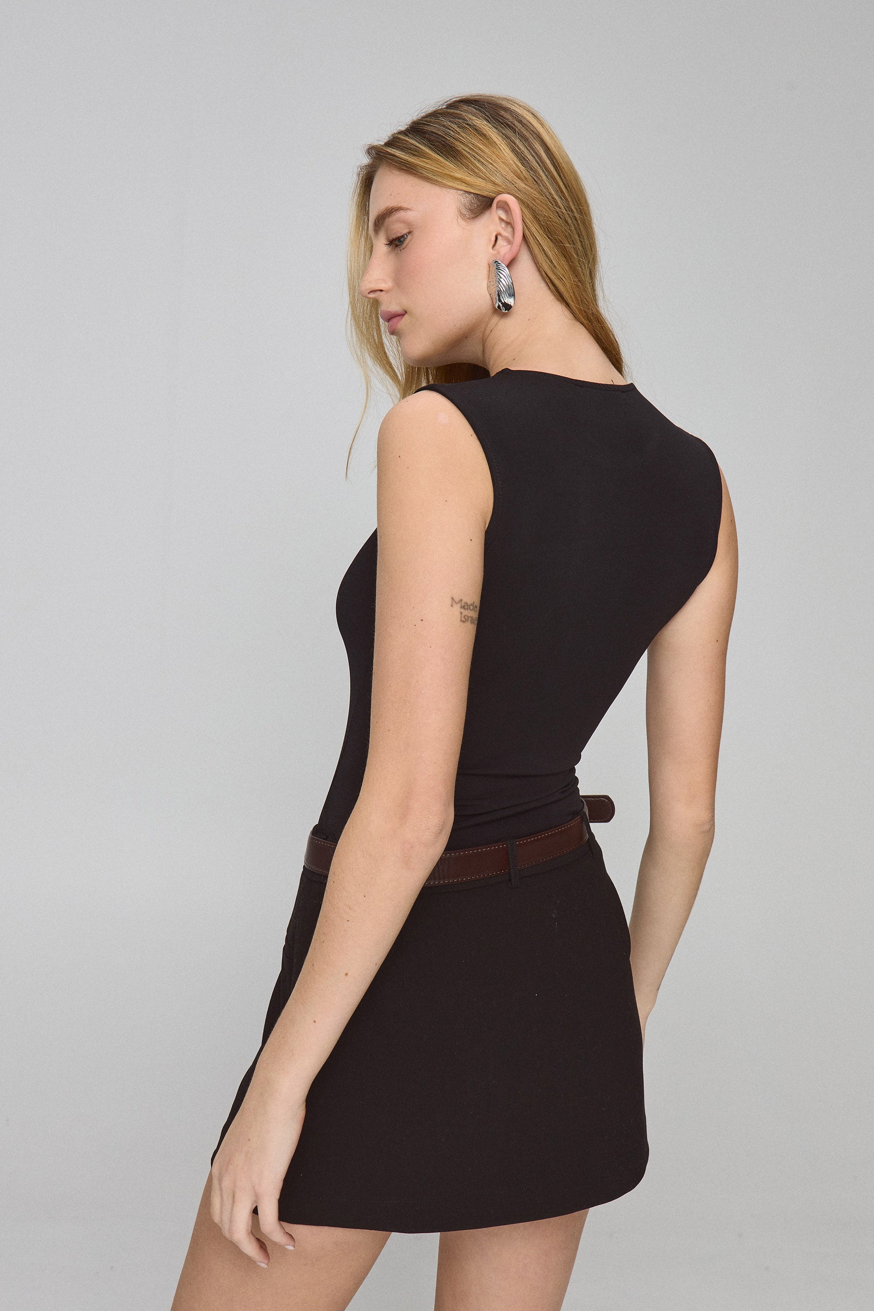 בגד גוף וי משולב