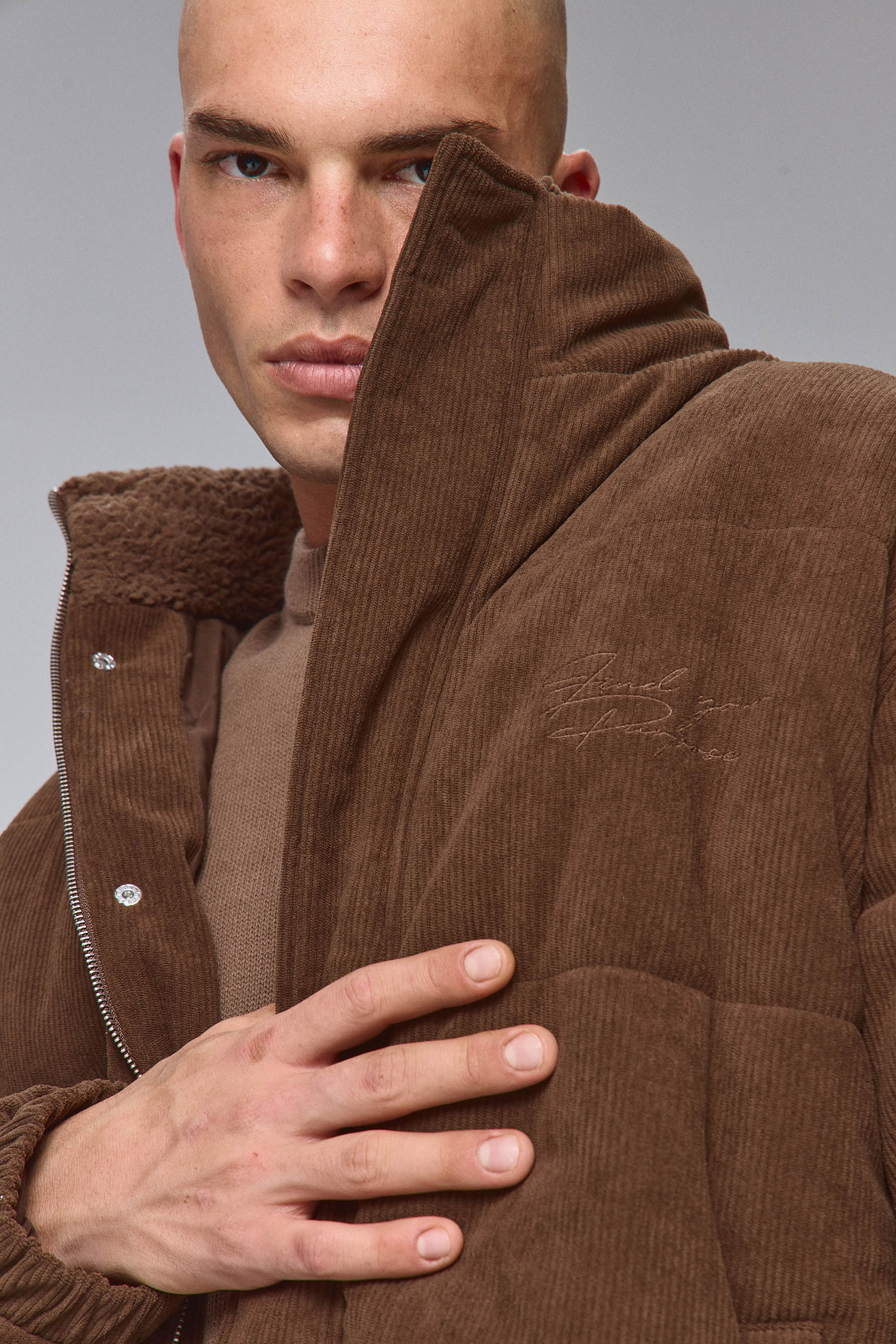 ג'קט קורדורוי מנופח