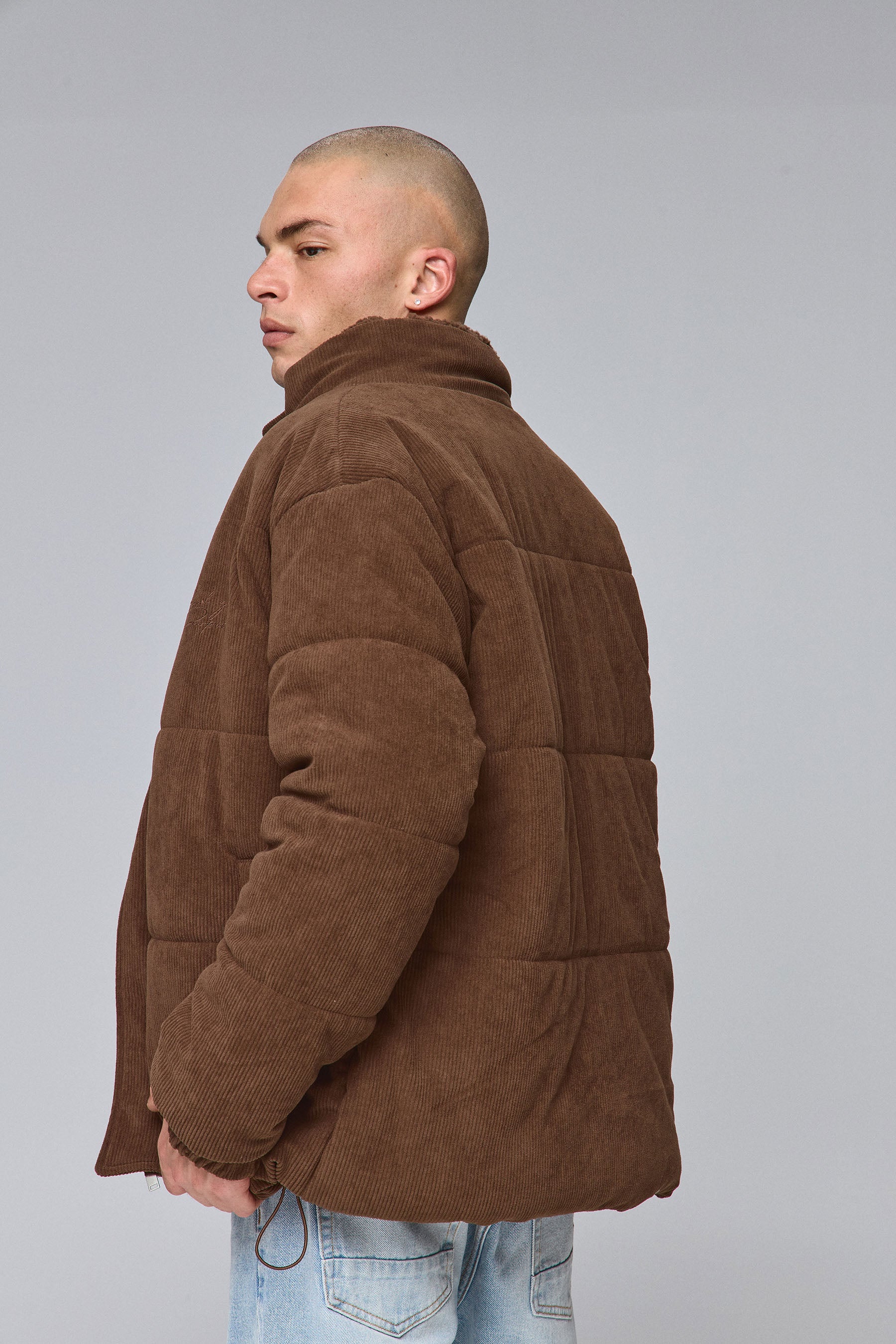 ג'קט קורדורוי מנופח