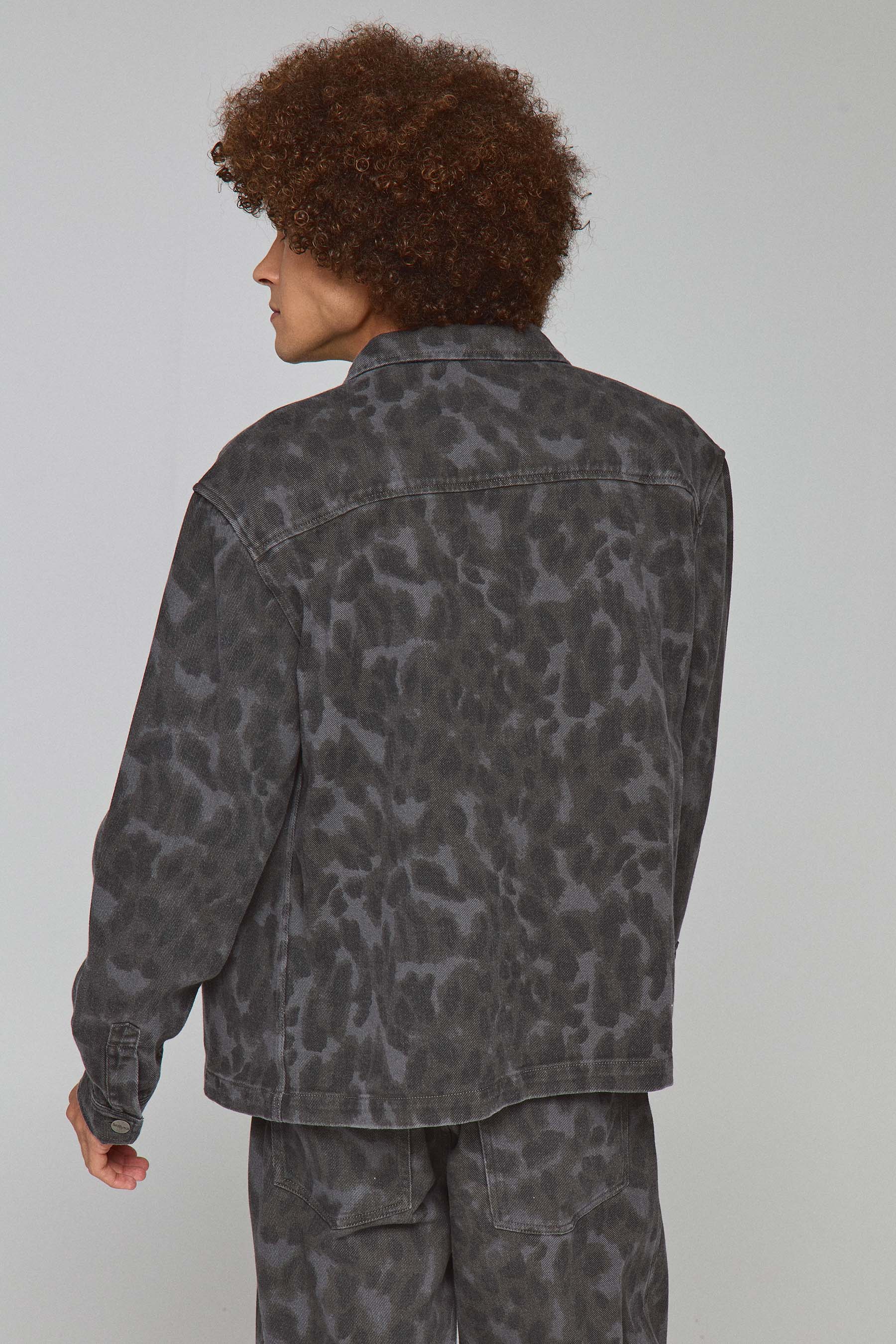 אוברשירט מנומר