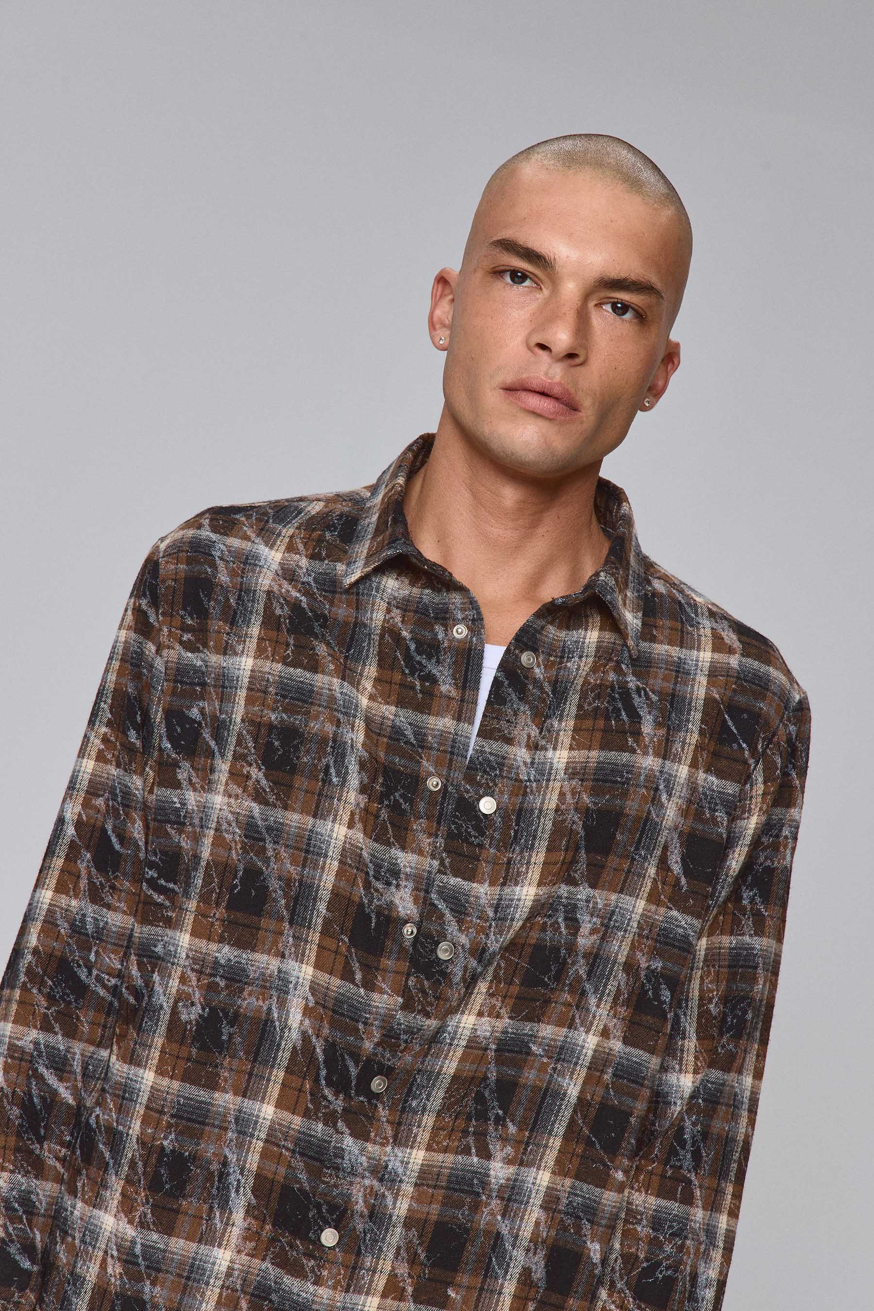 חולצת ווש משובצת