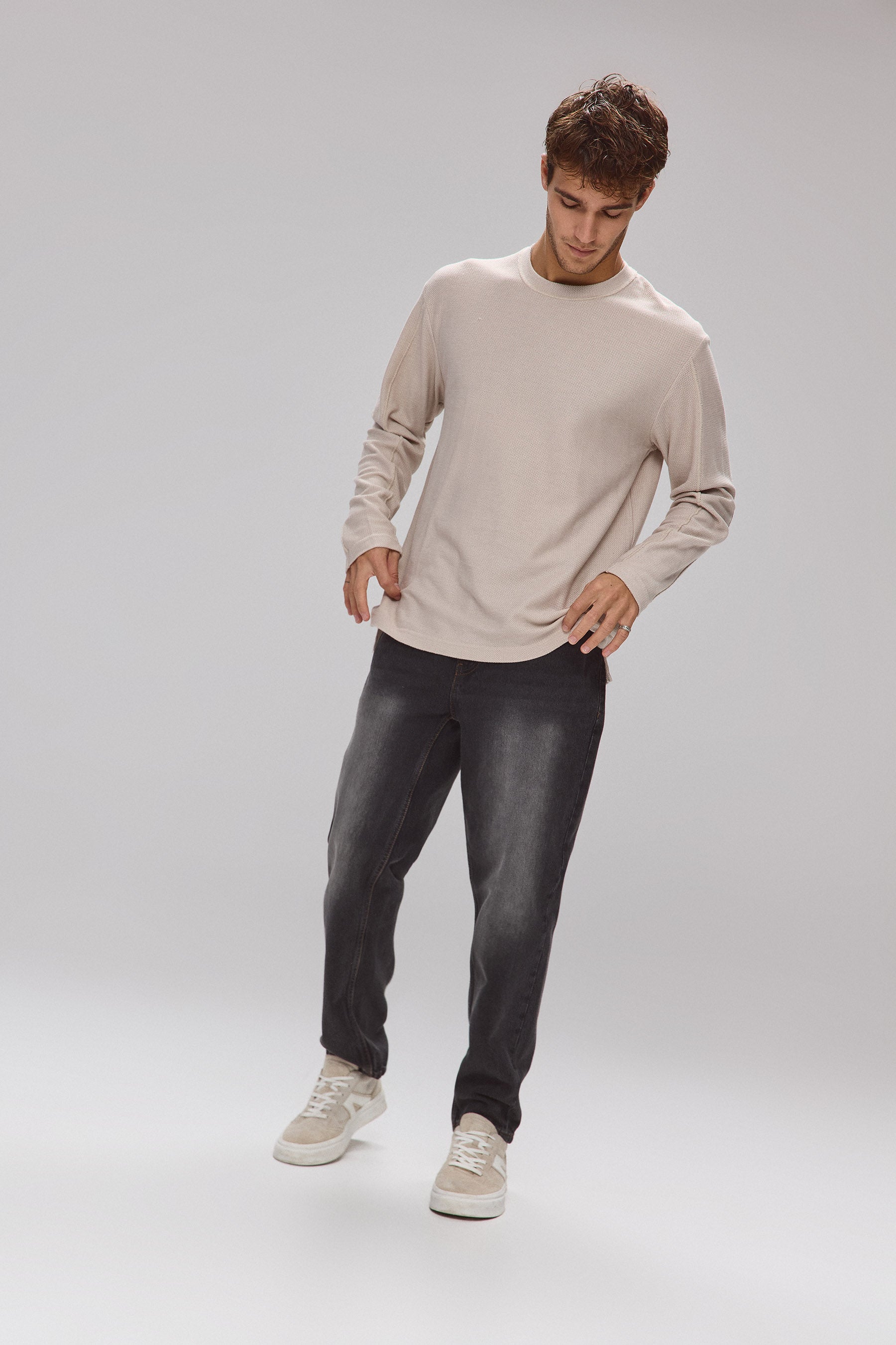 טי מונטי שרוול ארוך