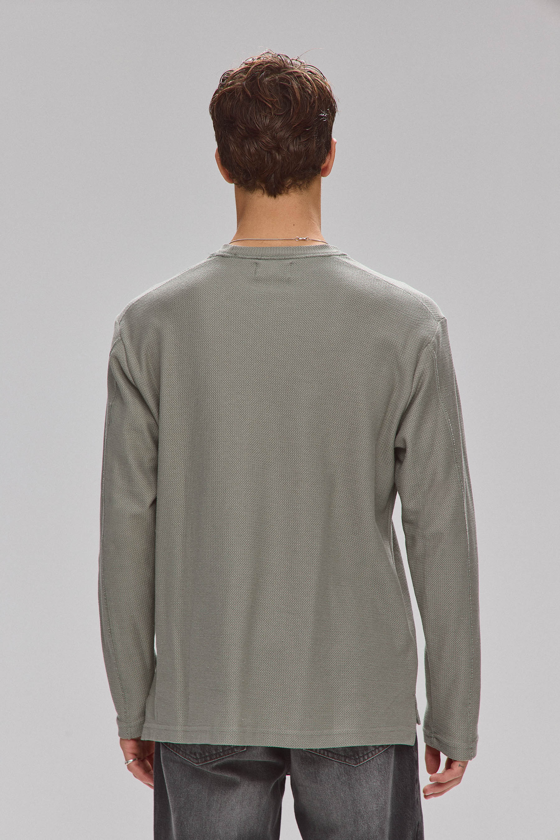 טי מונטי שרוול ארוך