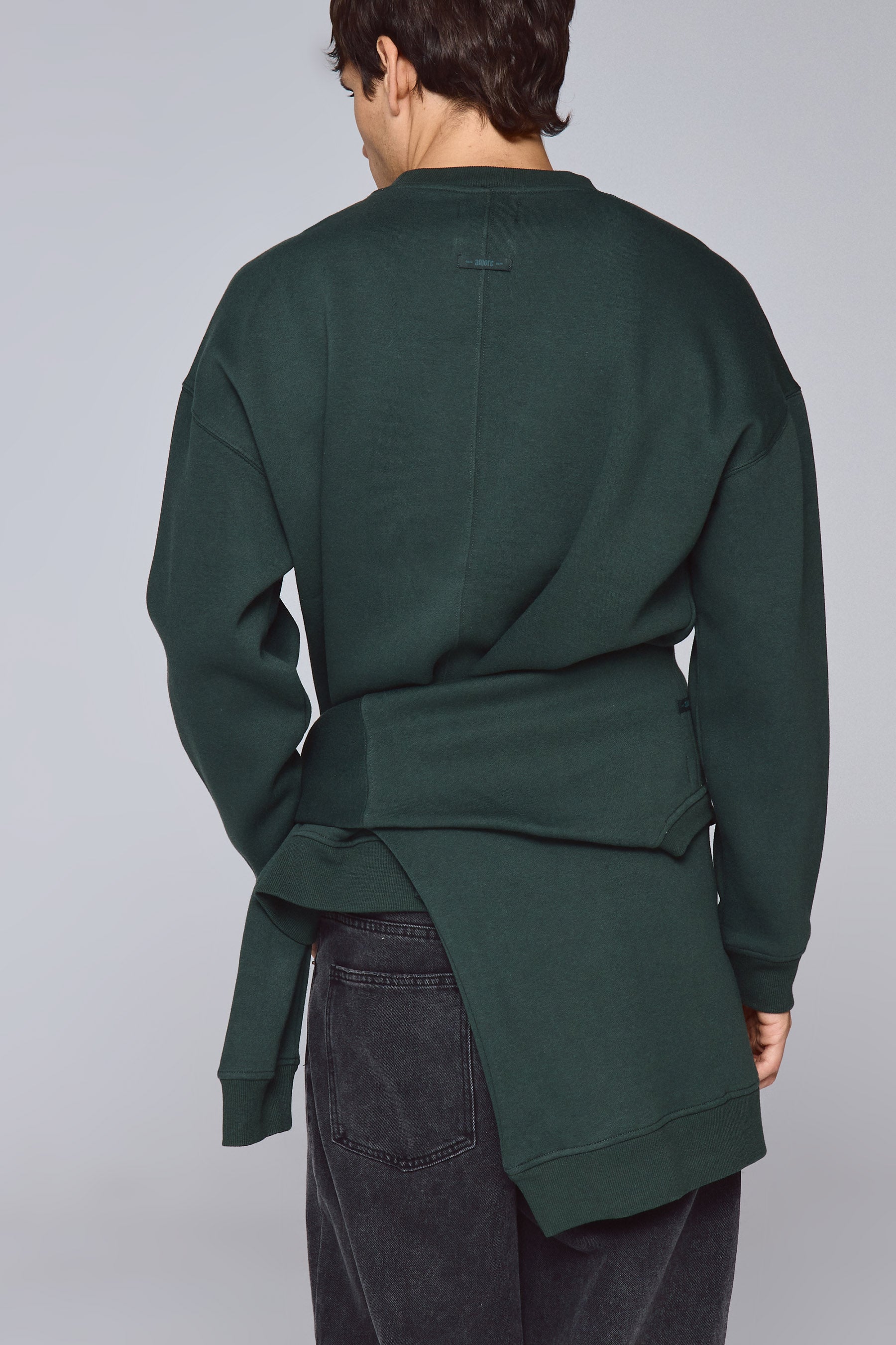 סווטשרט בייסיק ניקי