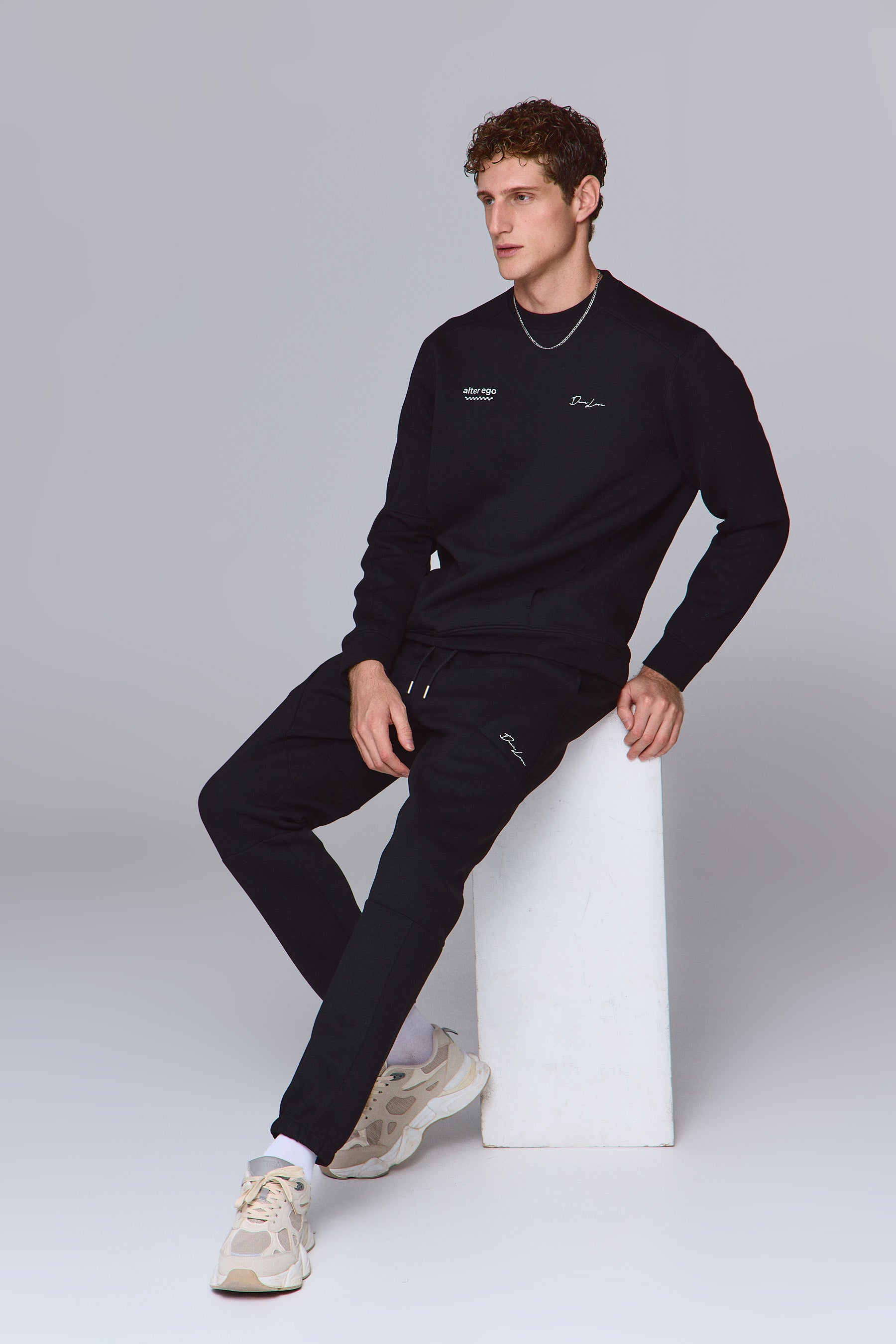 סווטשרט סט אגו