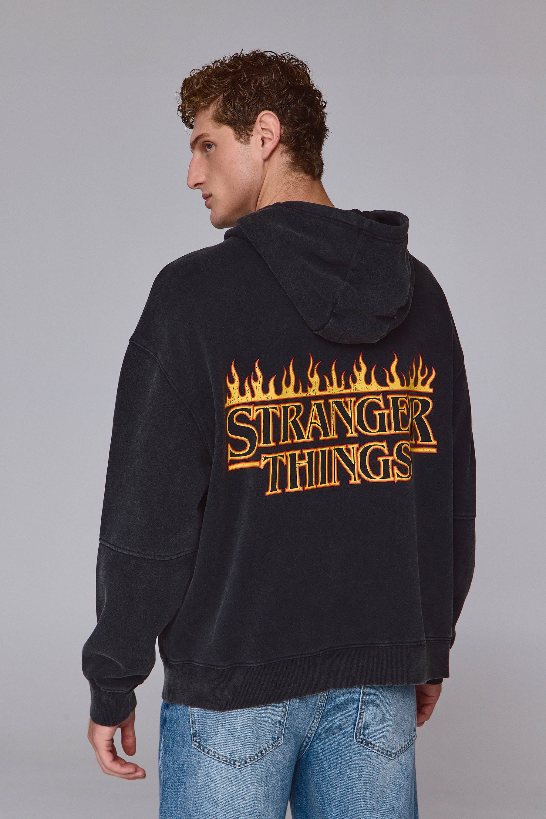 קפוצ'ון סטריינג'ר ת'ינגס כתום