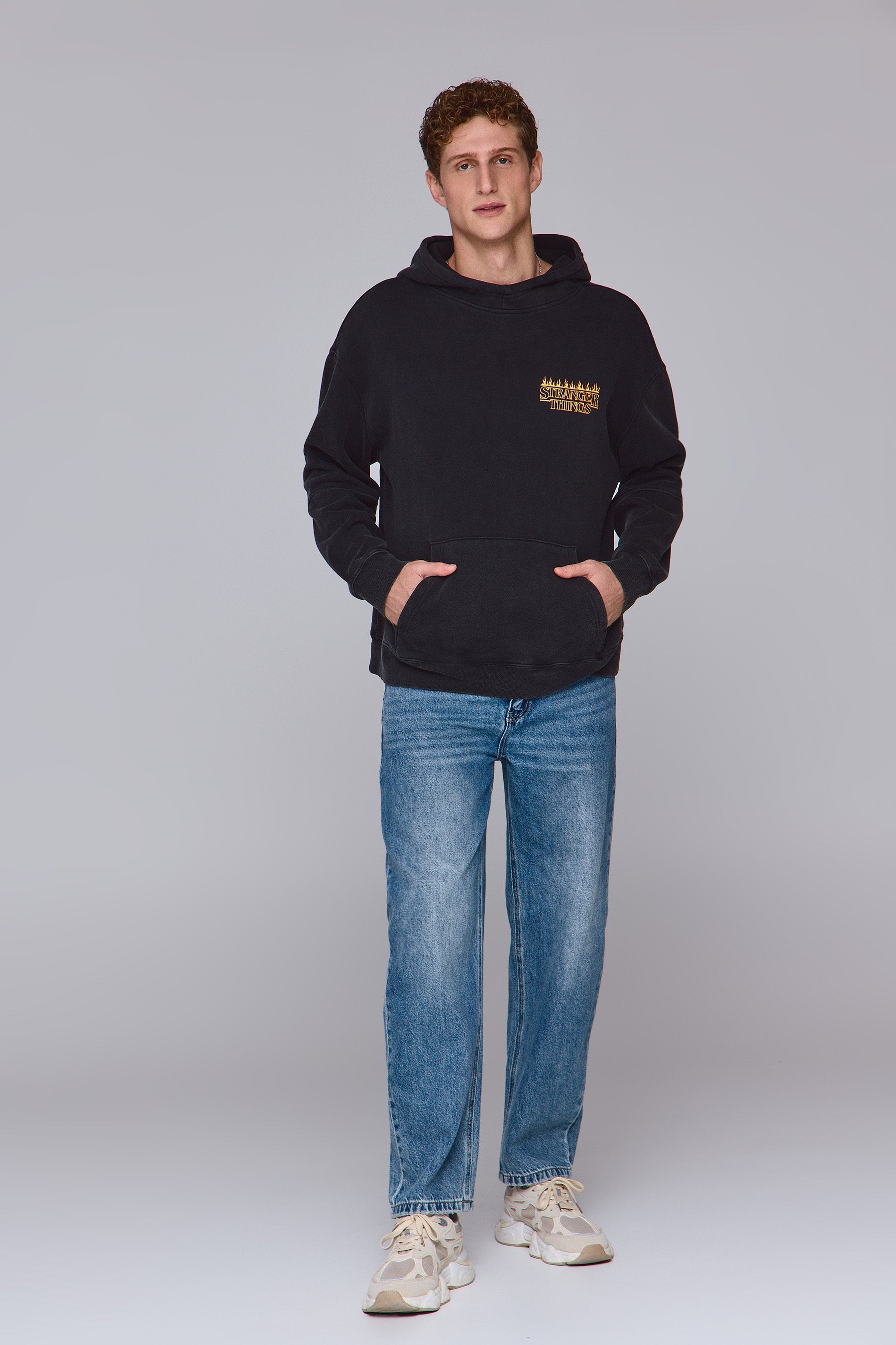 קפוצ'ון סטריינג'ר ת'ינגס כתום