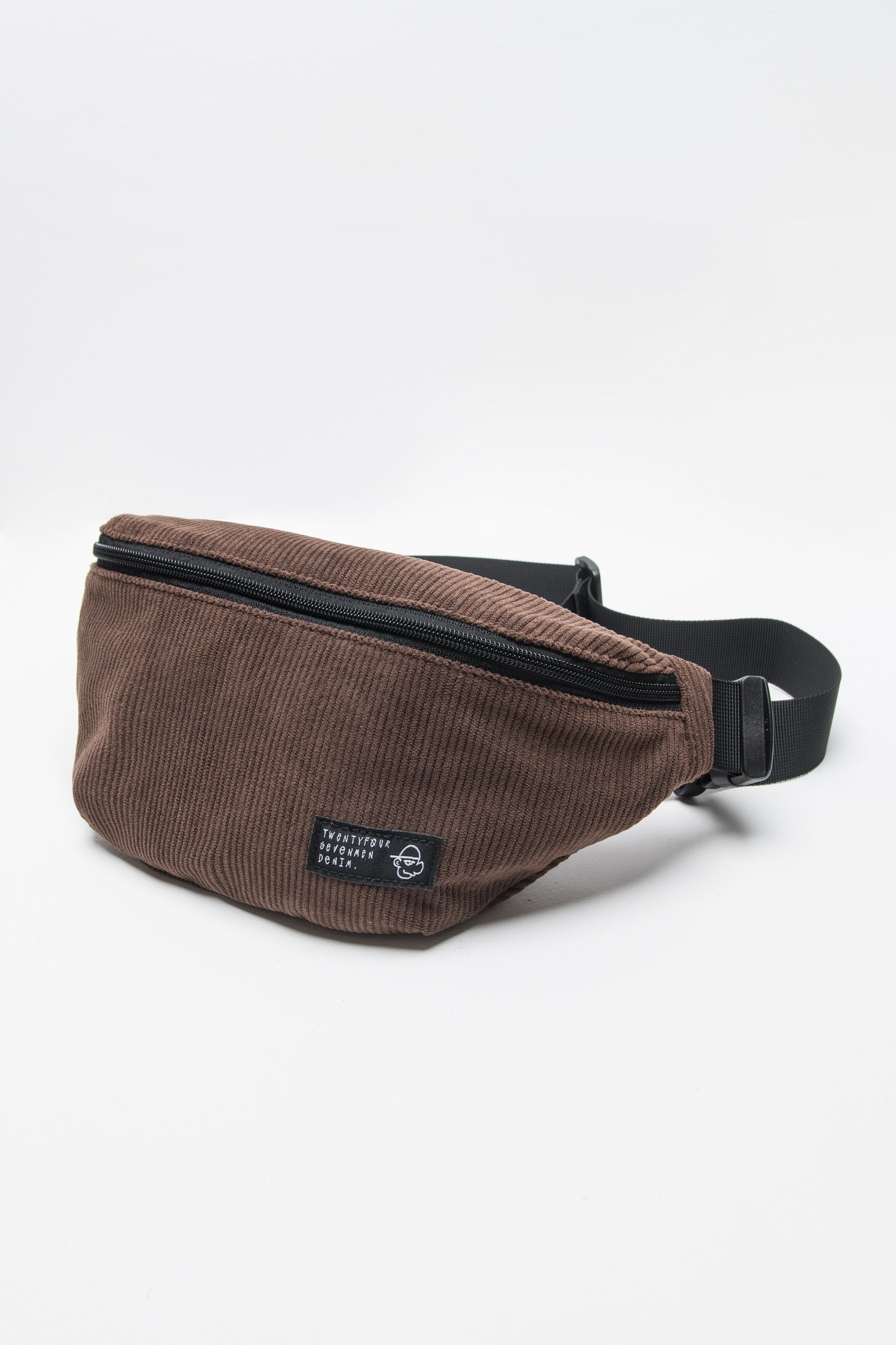 פאוץ קורדרוי בראון