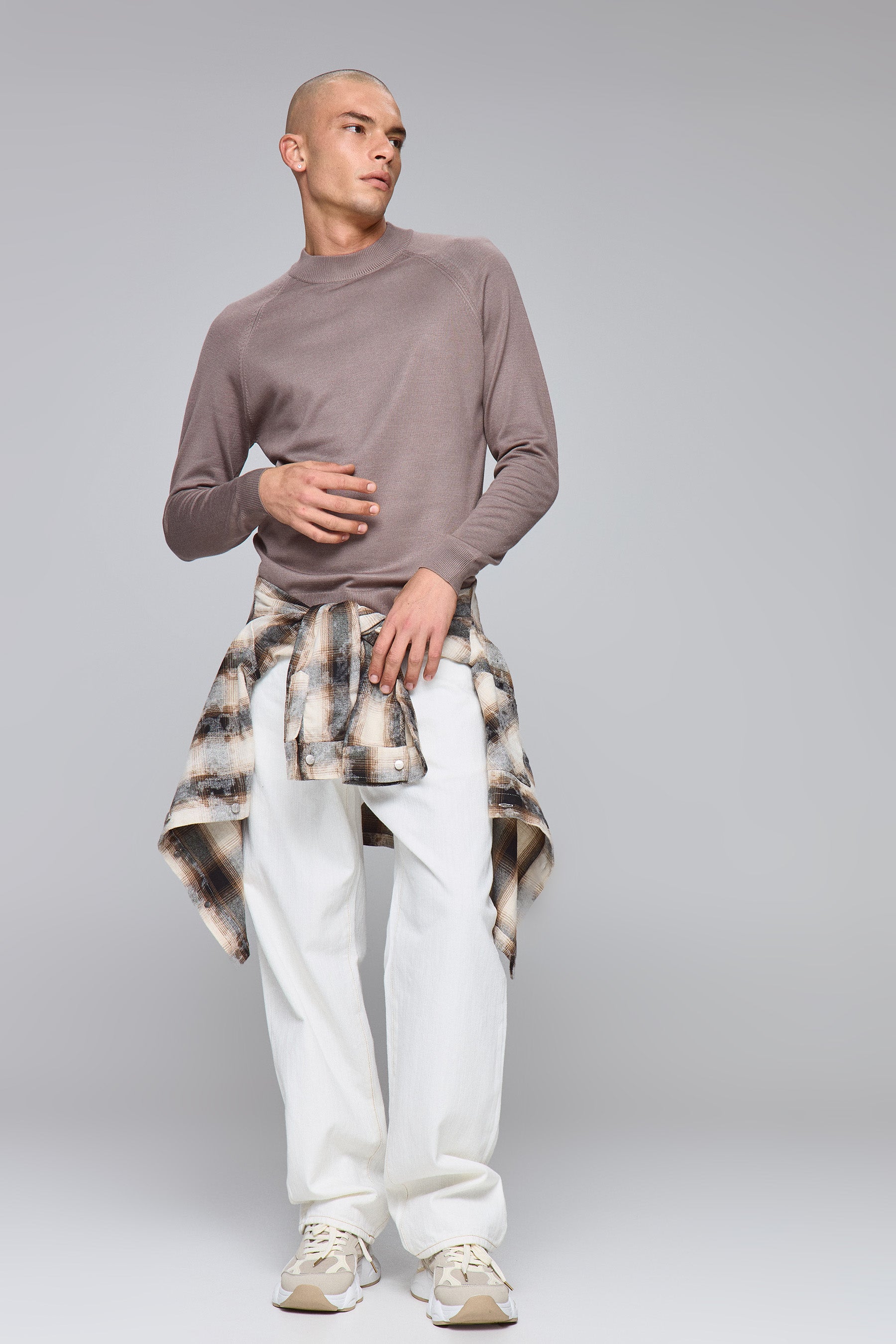 סריג צווארון גבוה