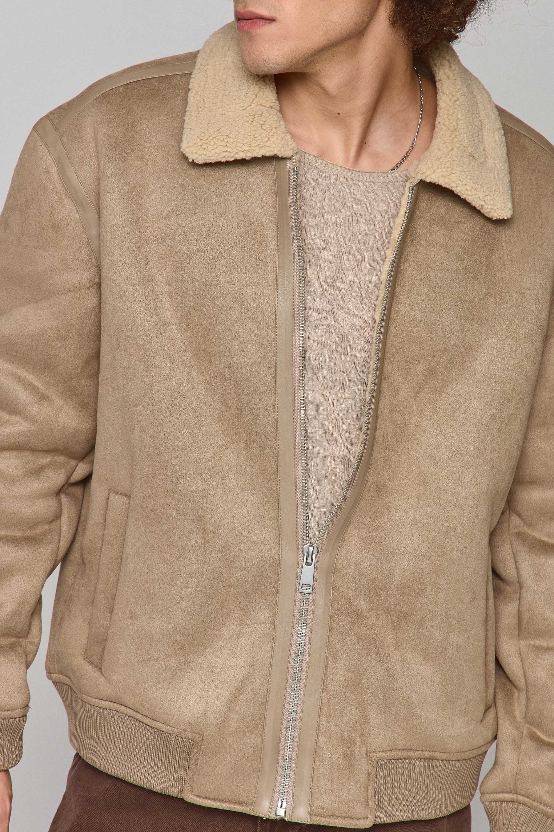 ג'קט פרווה וזמש