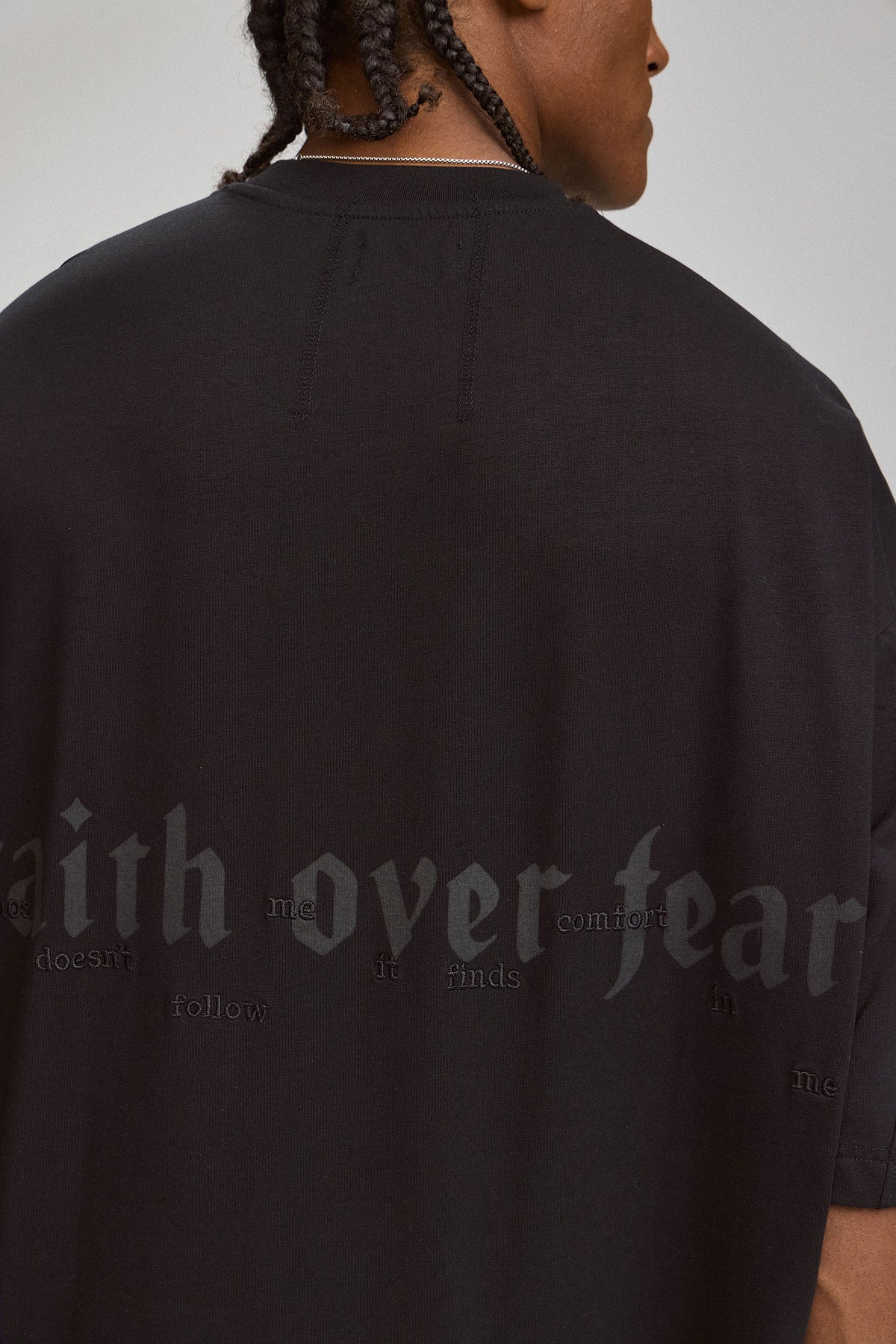 FAITH טי בוקס לייקרה
