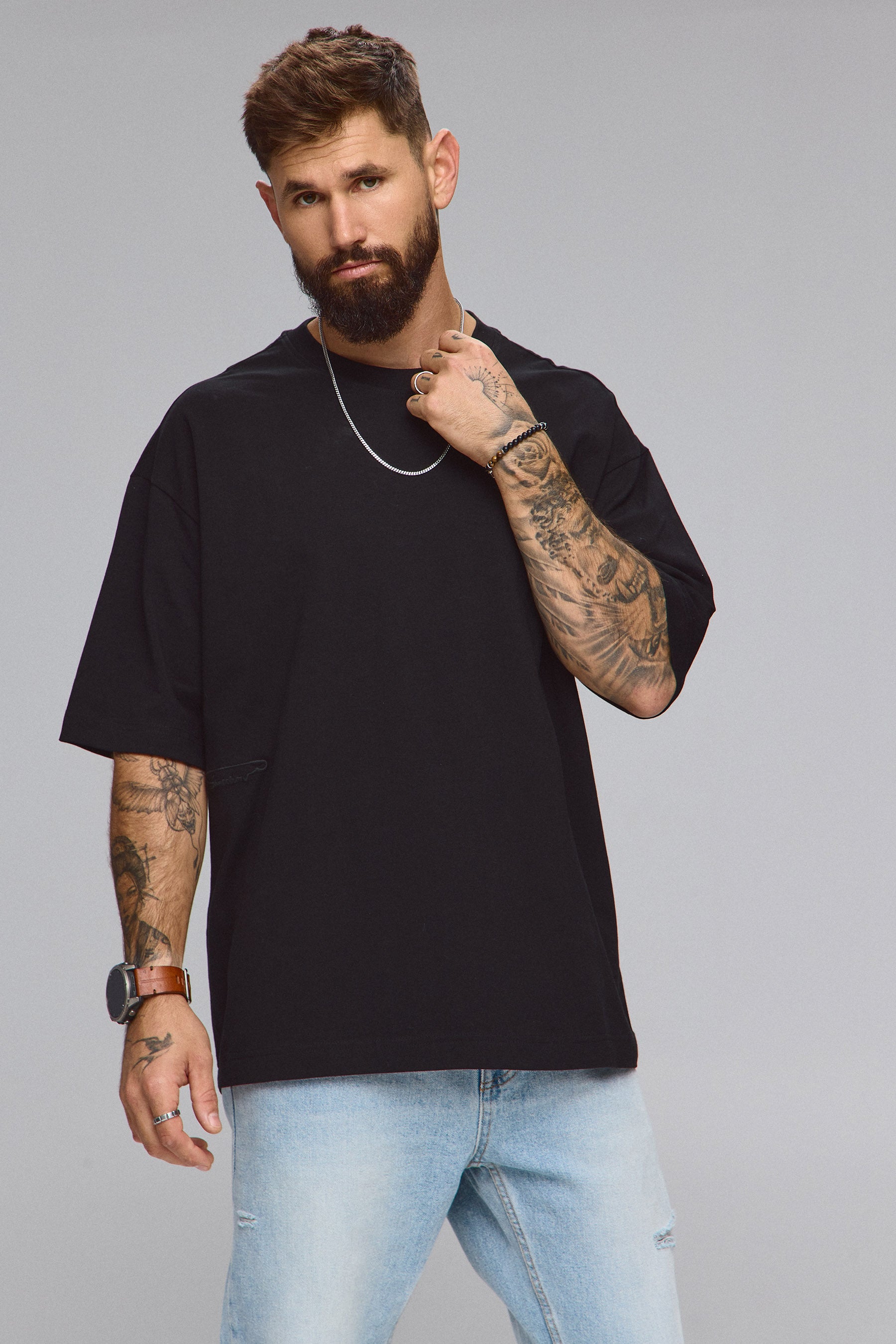 טי לייקרה בייסיק