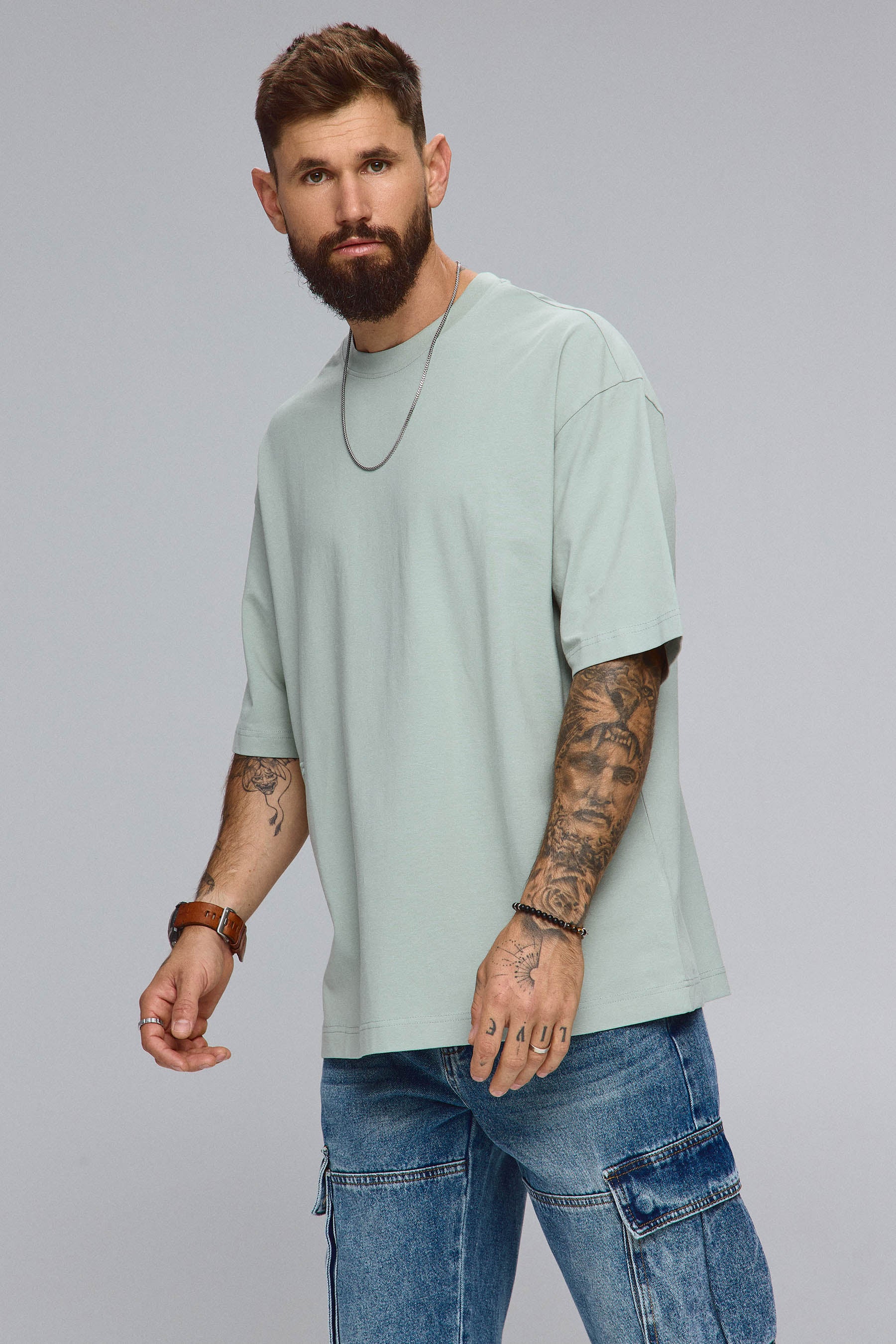 טי לייקרה בייסיק