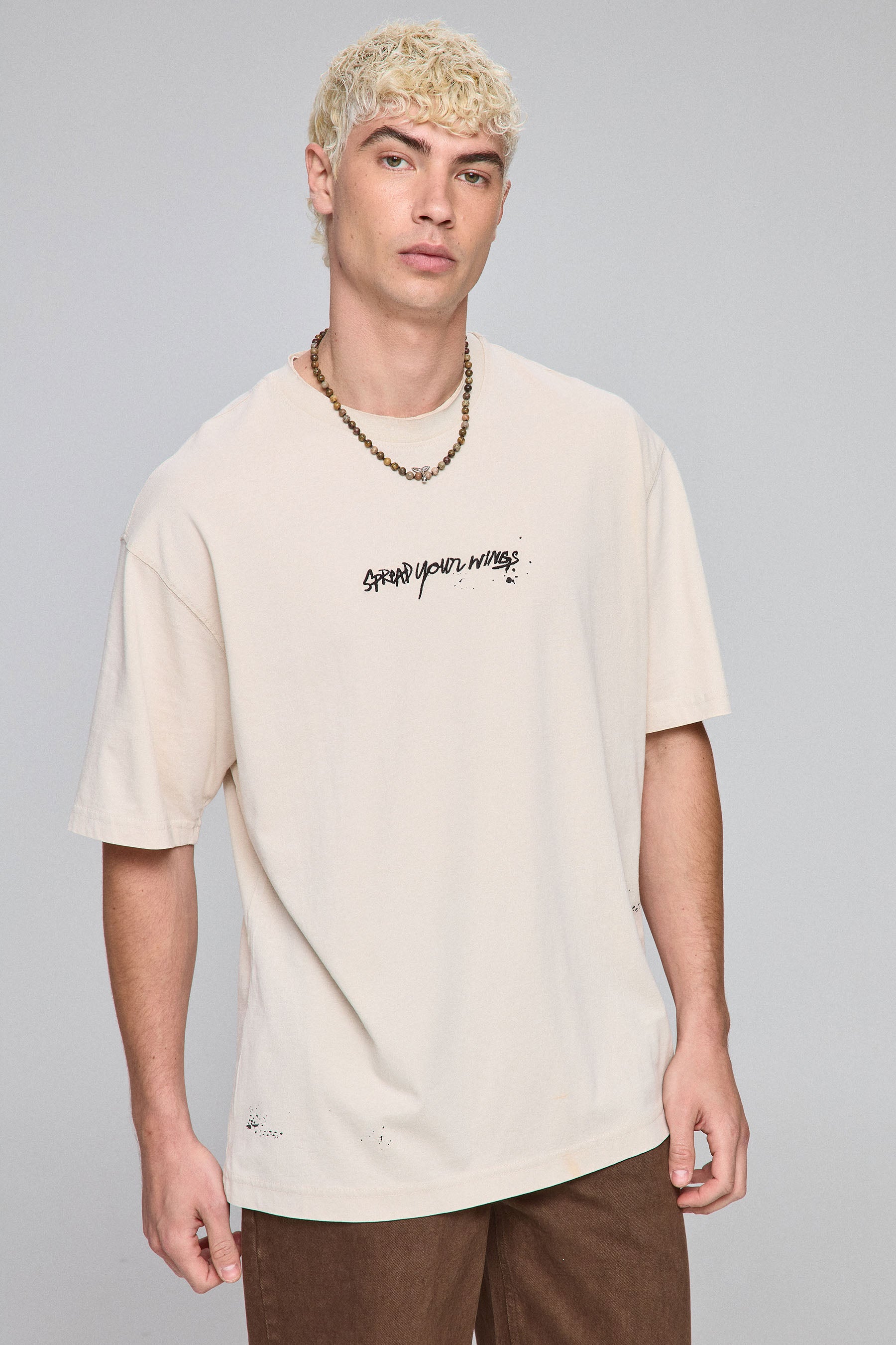 טי כנפיים שטופה