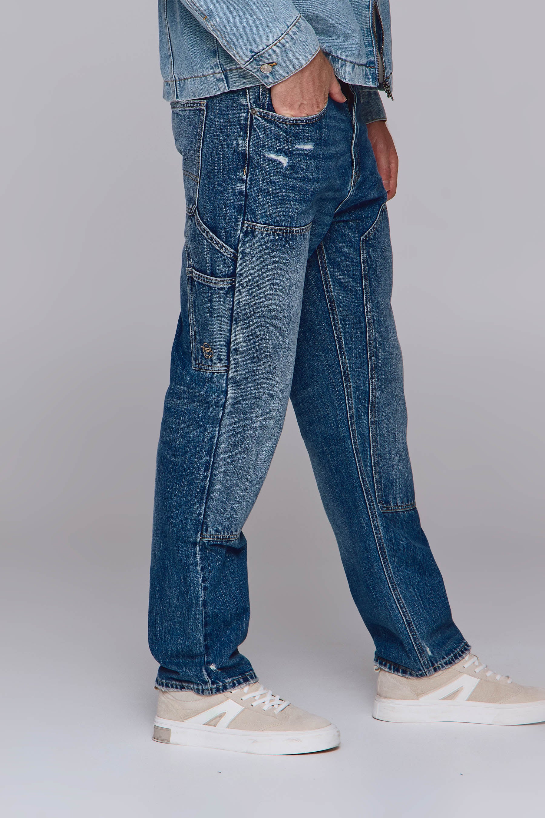 ג'ינס צ'ינו קרפנטר פאץ'