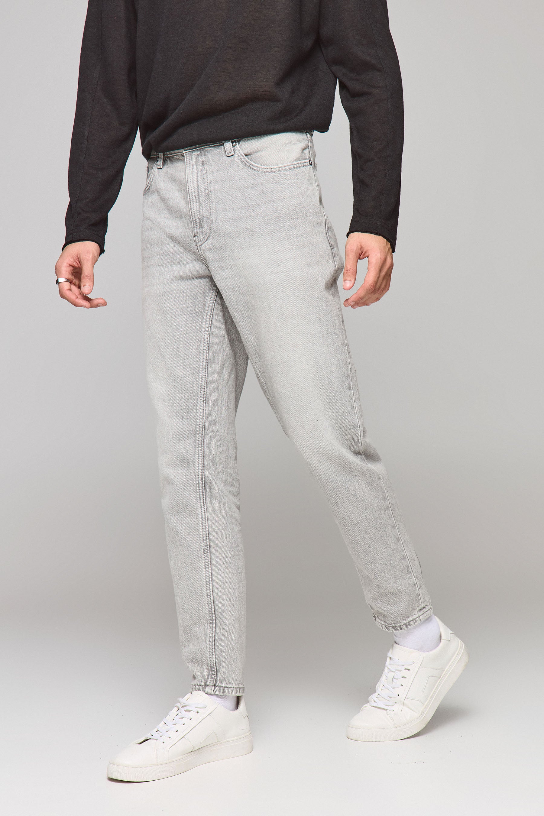 ג'ינס לואיס