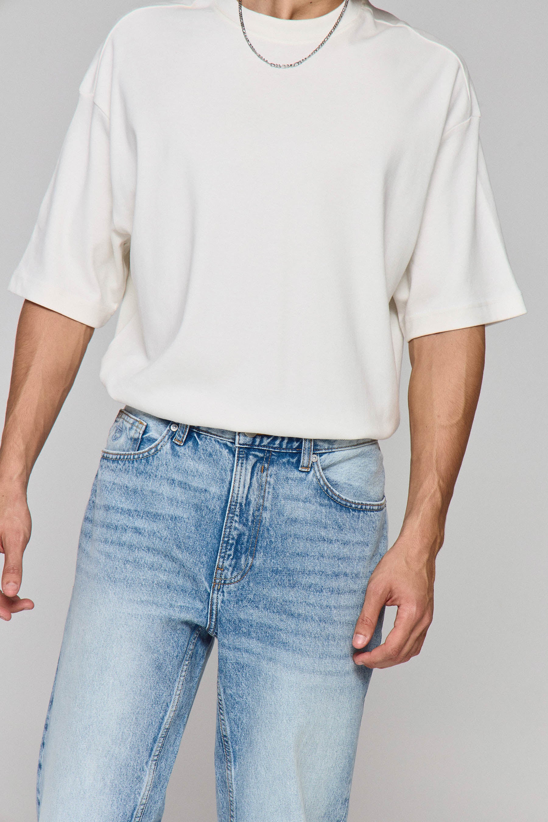 ג'ינס לואיס