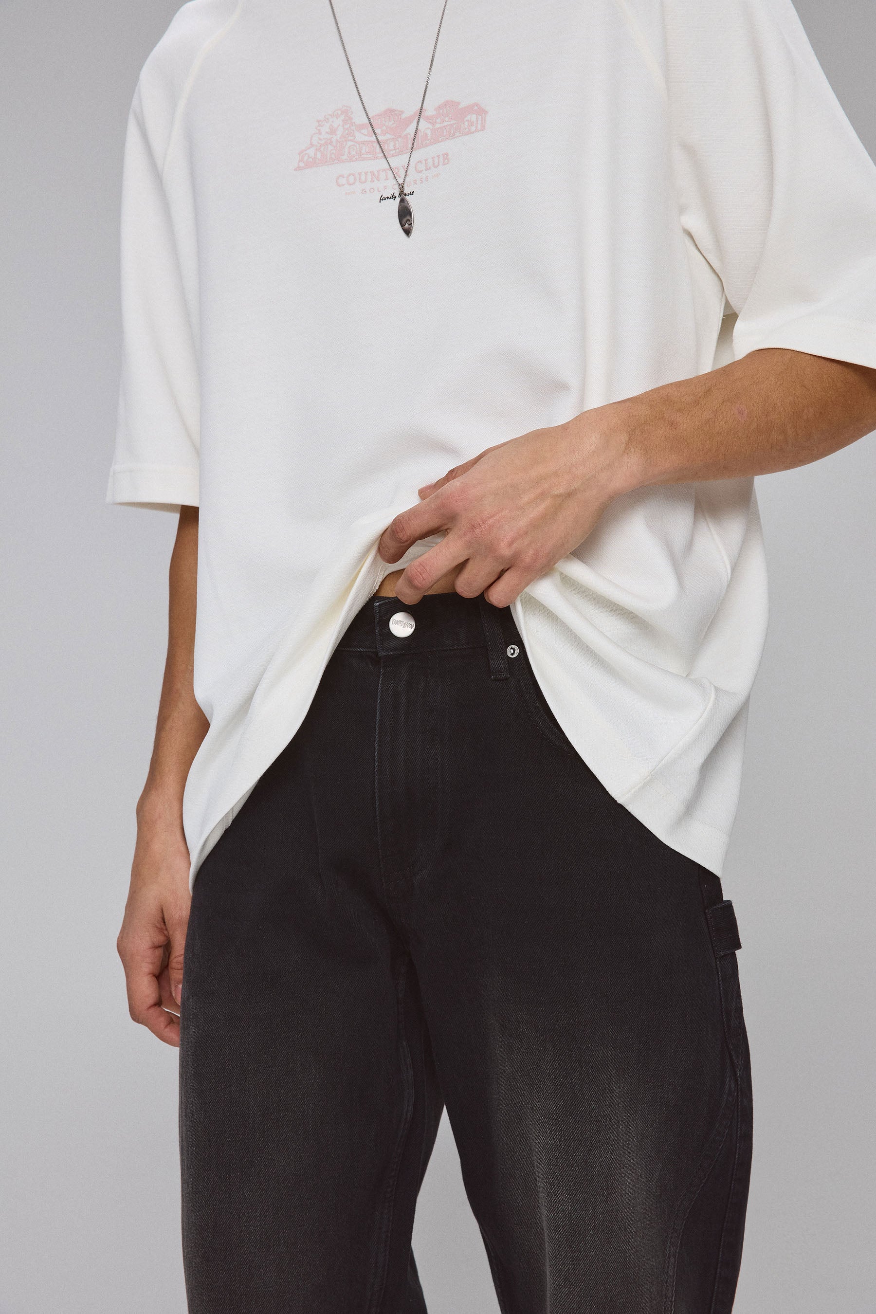 ג'ינס קרפנטר חתך