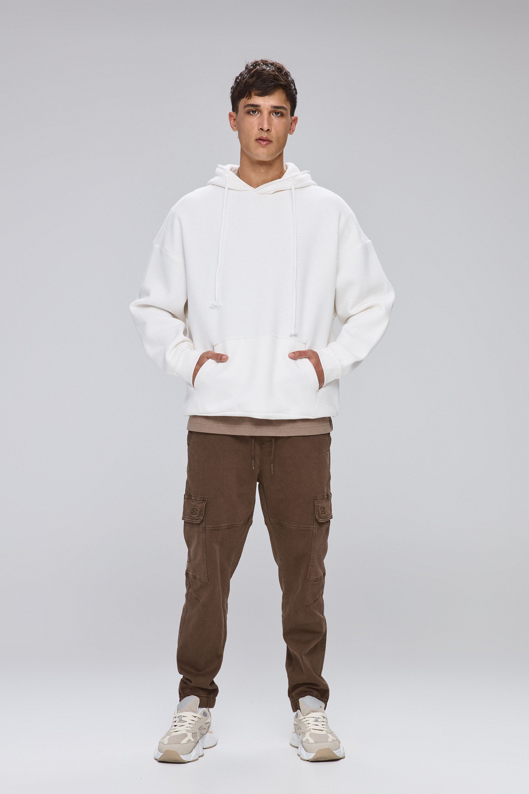 גינס קארגו טרי חום