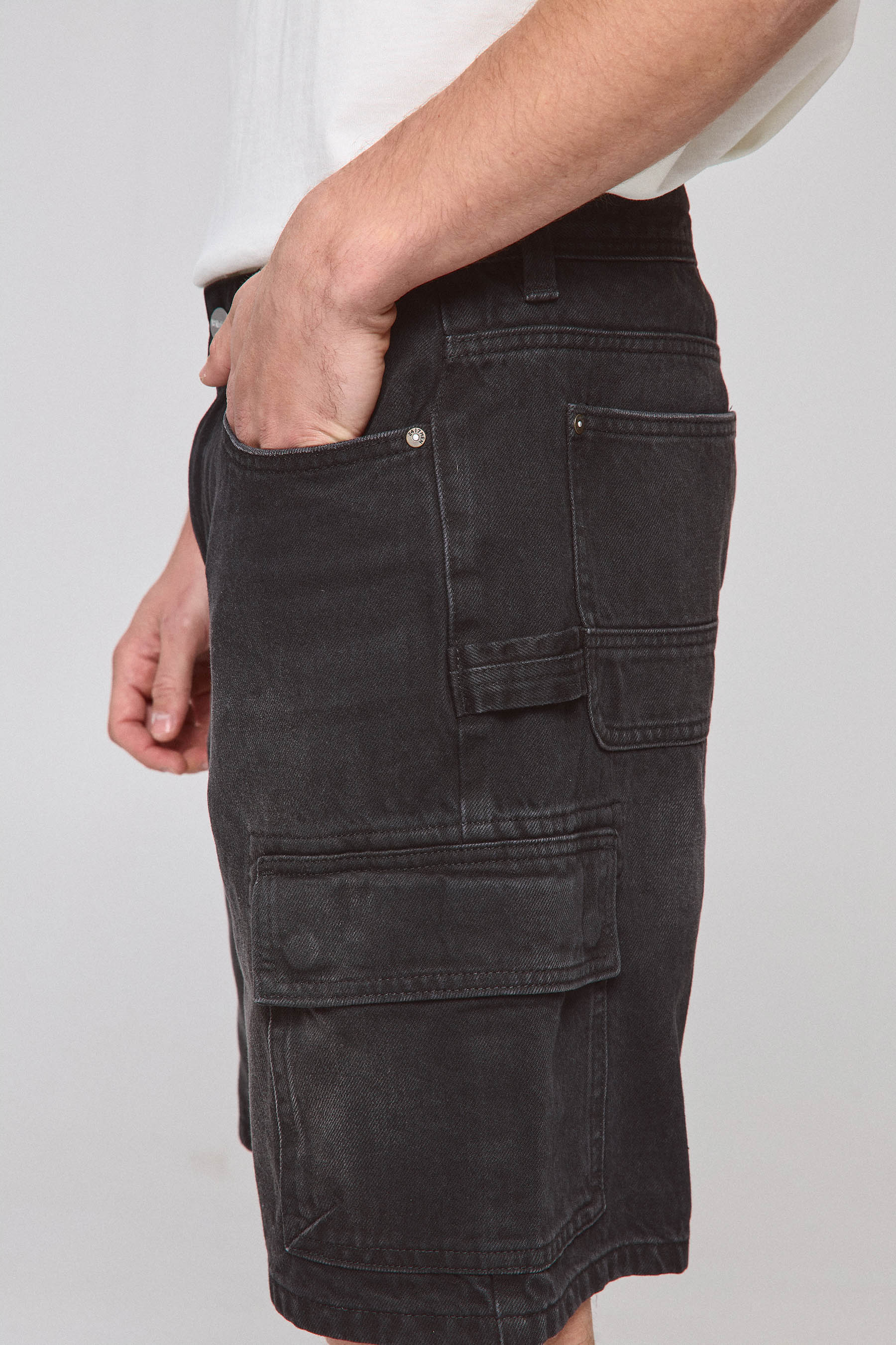 ברמודה ג'ינס קרגו סטריט ברסה