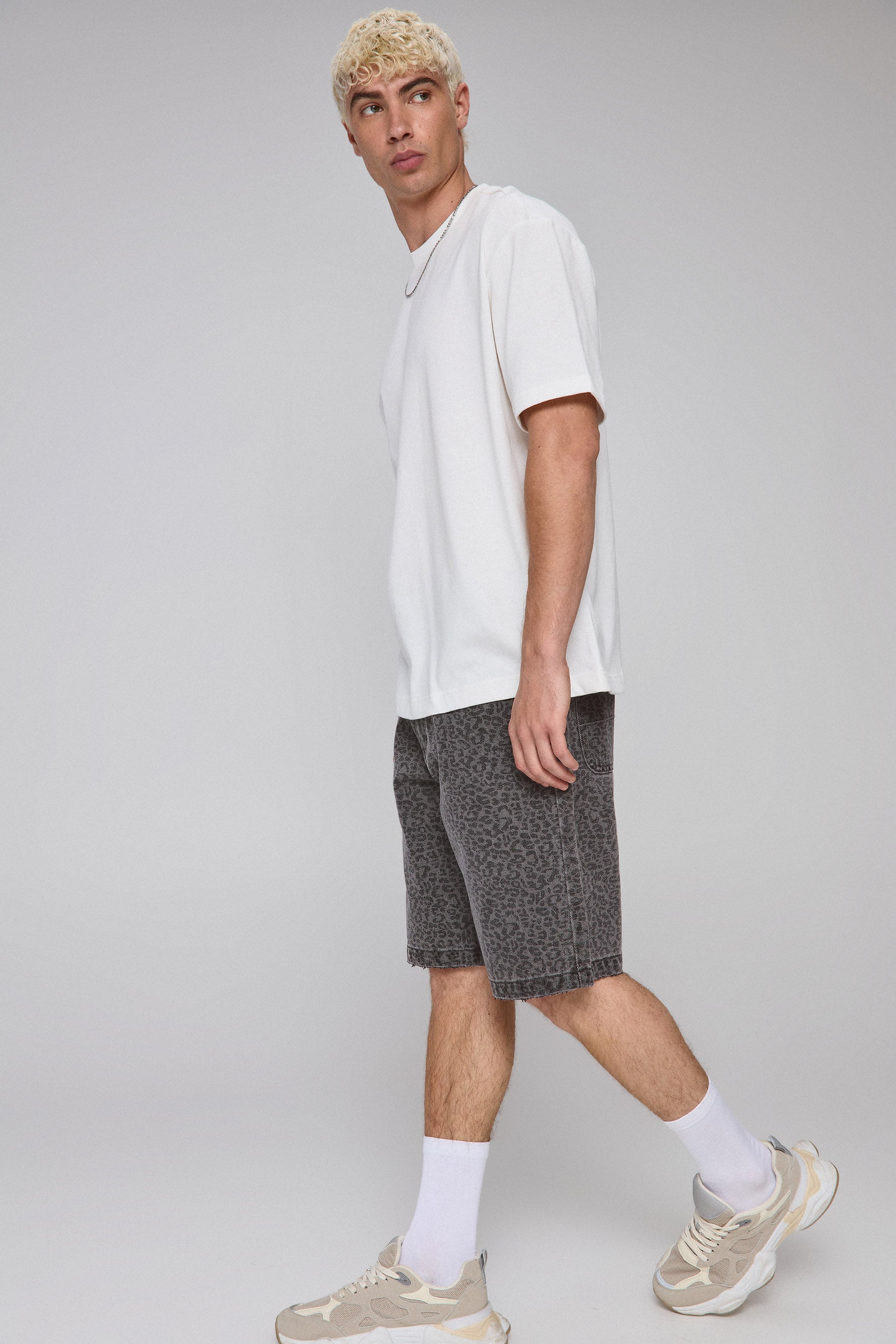 ברמודה ג'ינס מנומרת