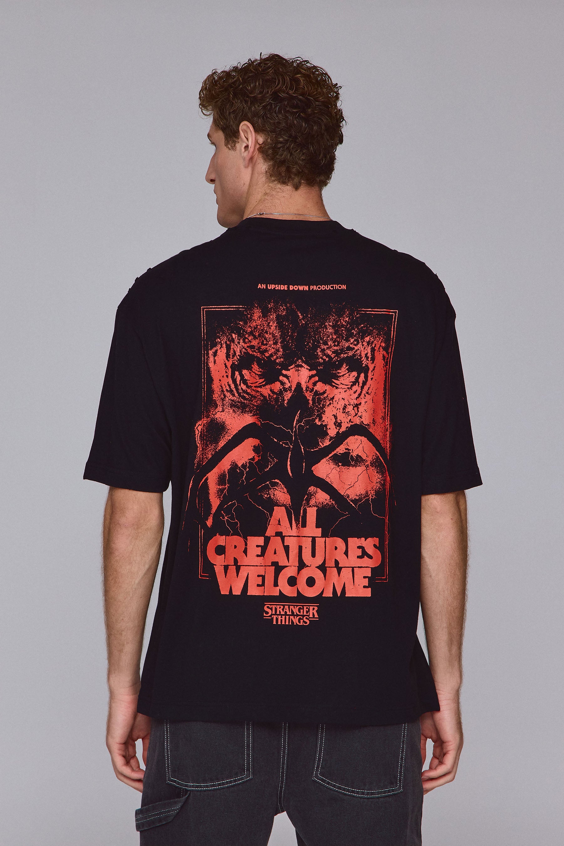 טי סטריינג'ר ת'ינגס אדום