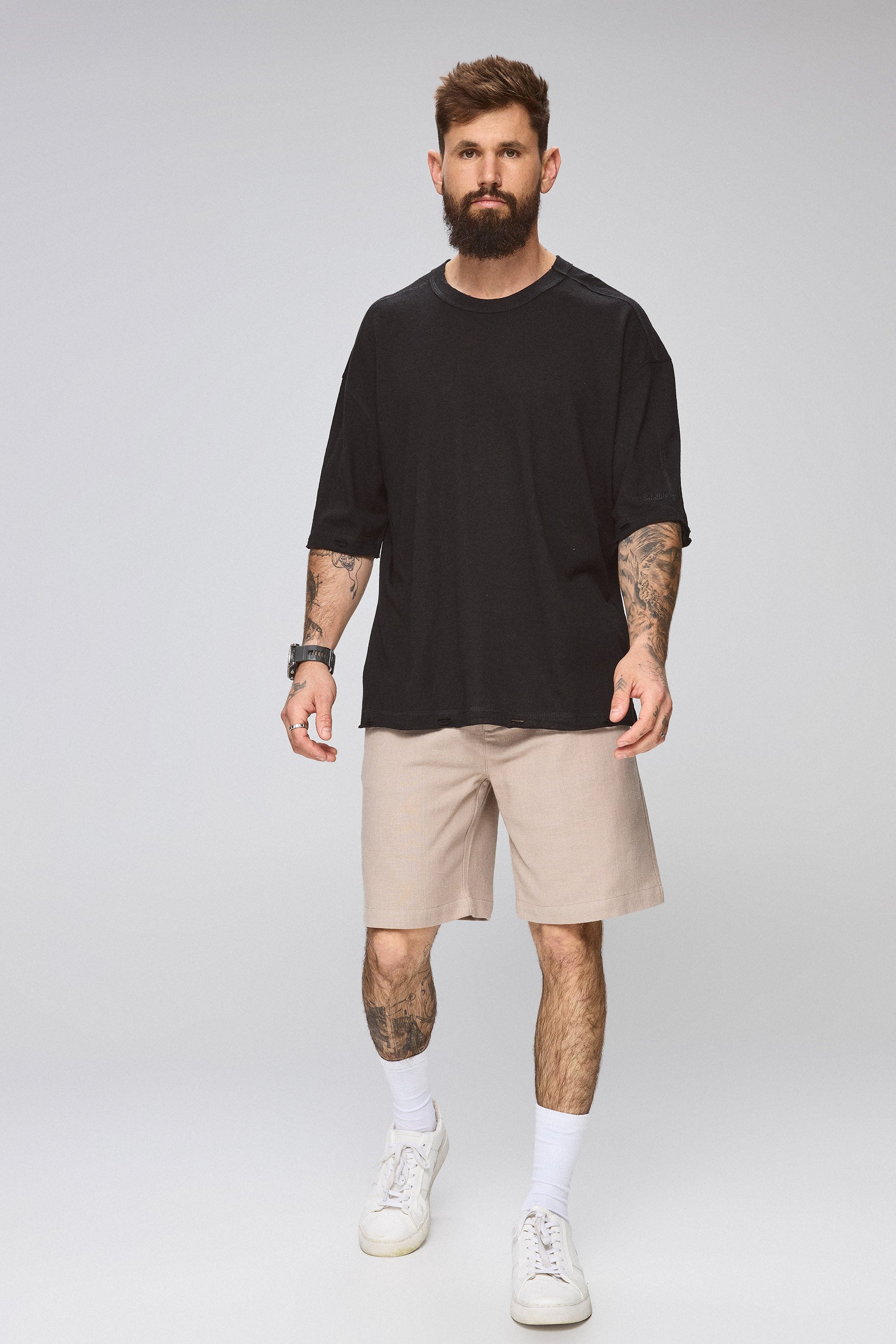 טי מיקונוס סטיץ'