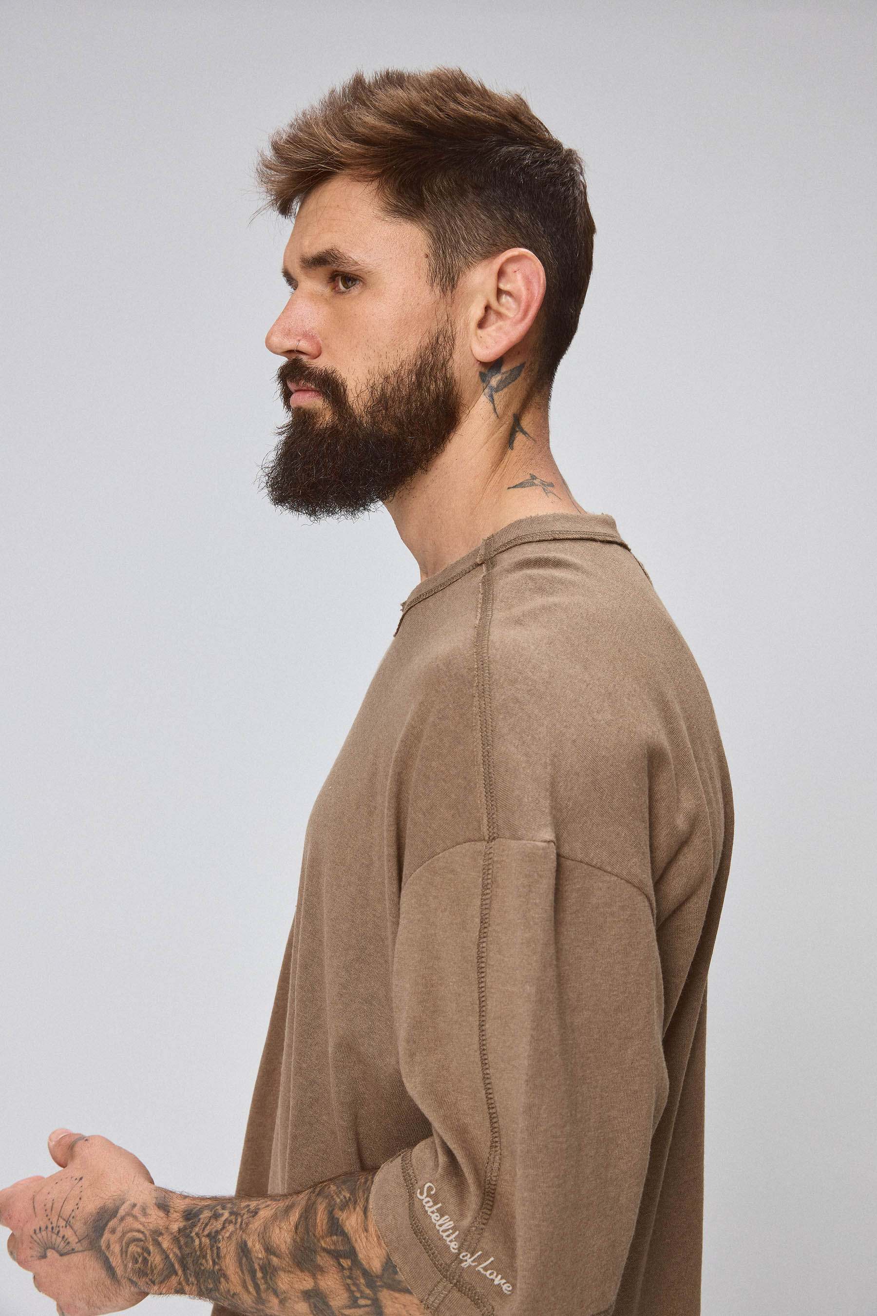 טי מיקונוס סטיץ'